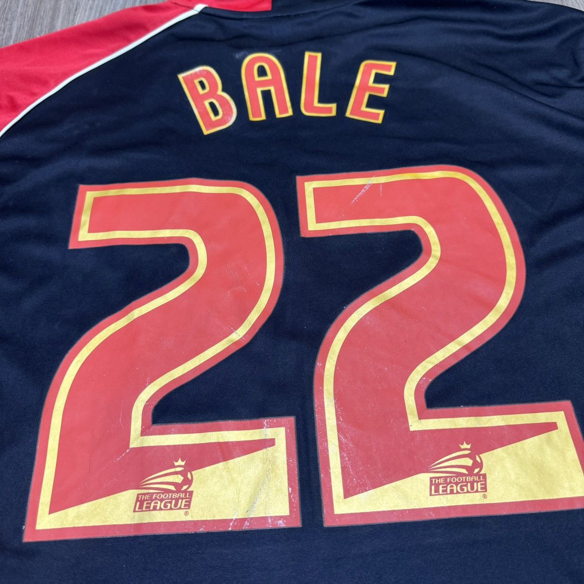 Sports Specialties Southampton 06/07 away shirt #22 Bale Size US XL / EU 56 / 4 - 4 Thumbnail