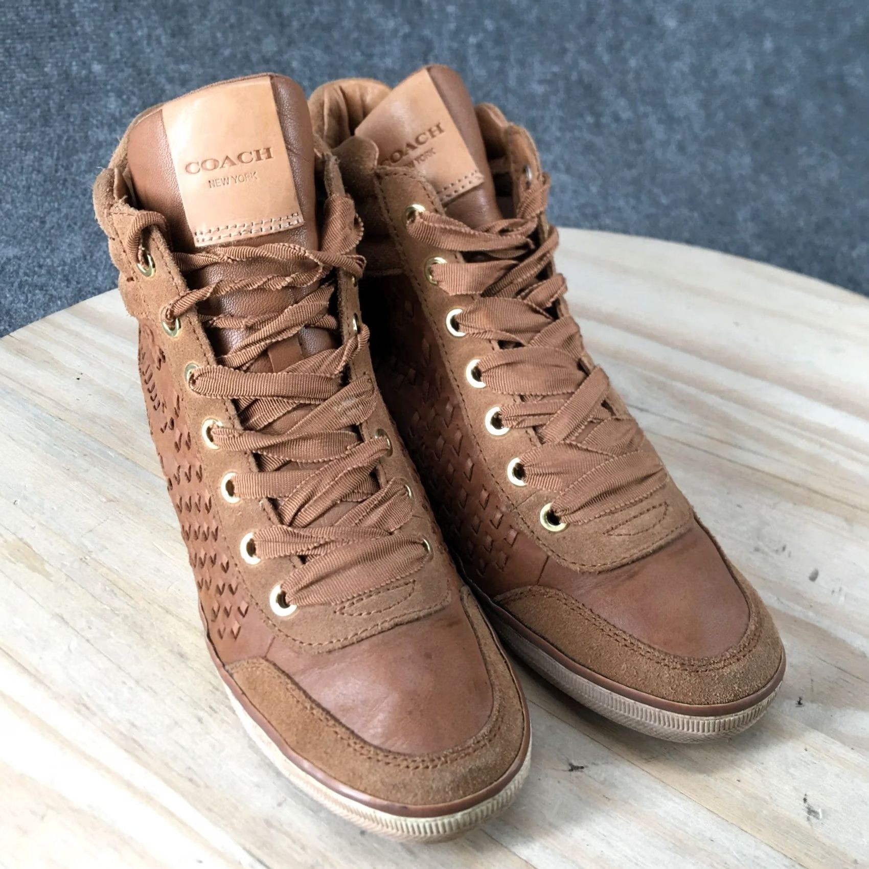 Coach Coach Boots Women’s Danae Ankle Bootie Brown Faux Leather Round Toe Lace Up 7.5 B Shoes, Flat Heel, Casual) Size US 8 / IT 38 - 3 Thumbnail