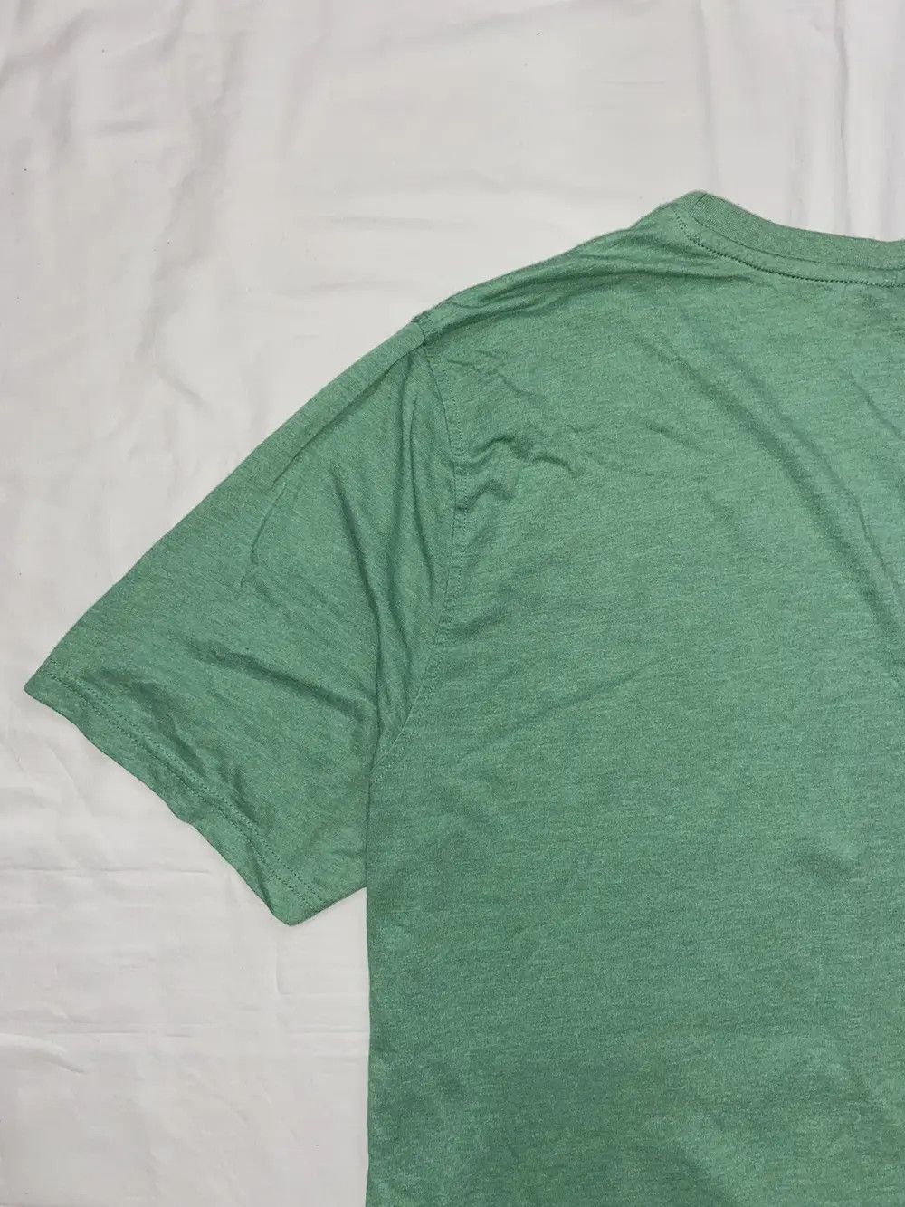 Kaws VINTAGE FUNNY SESAME STREET Y2K COOKIE MONSTER TEE T SHIRT Size US XL / EU 56 / 4 - 4 Thumbnail
