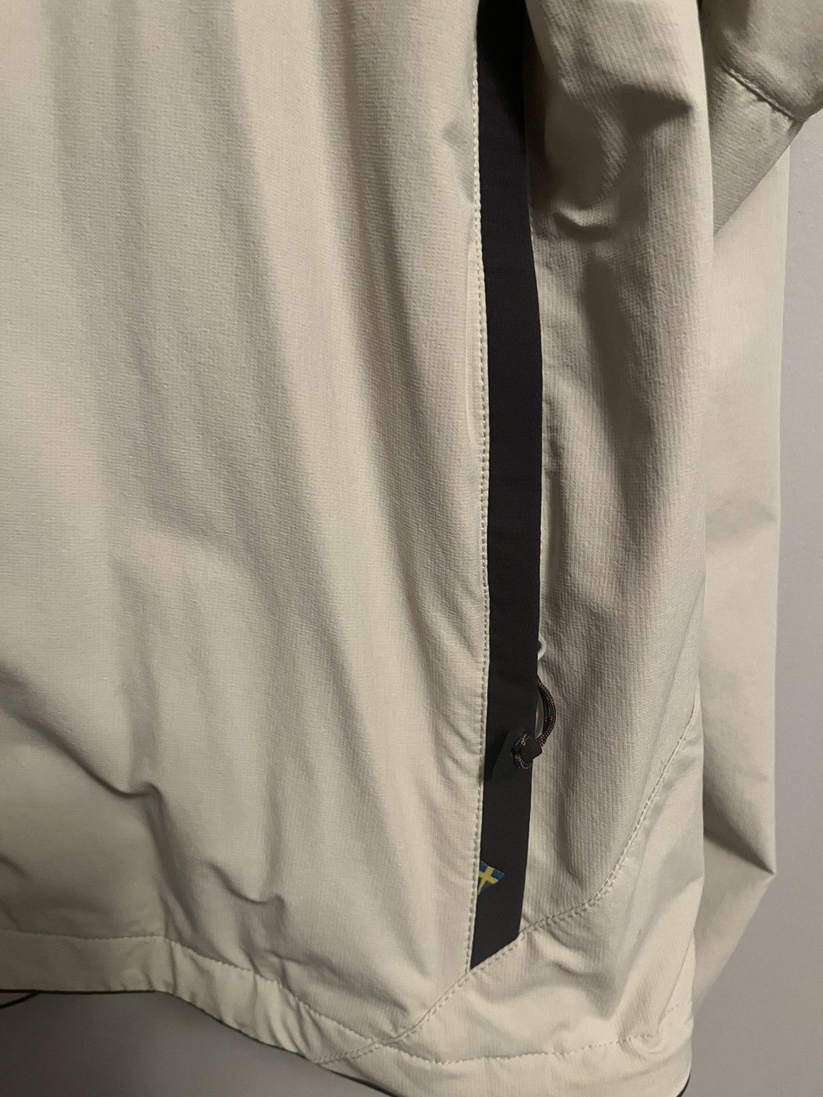 Klattermusen Rare Vanadis 2.0 Clay Jacket Size US L / EU 52-54 / 3 - 4 Thumbnail