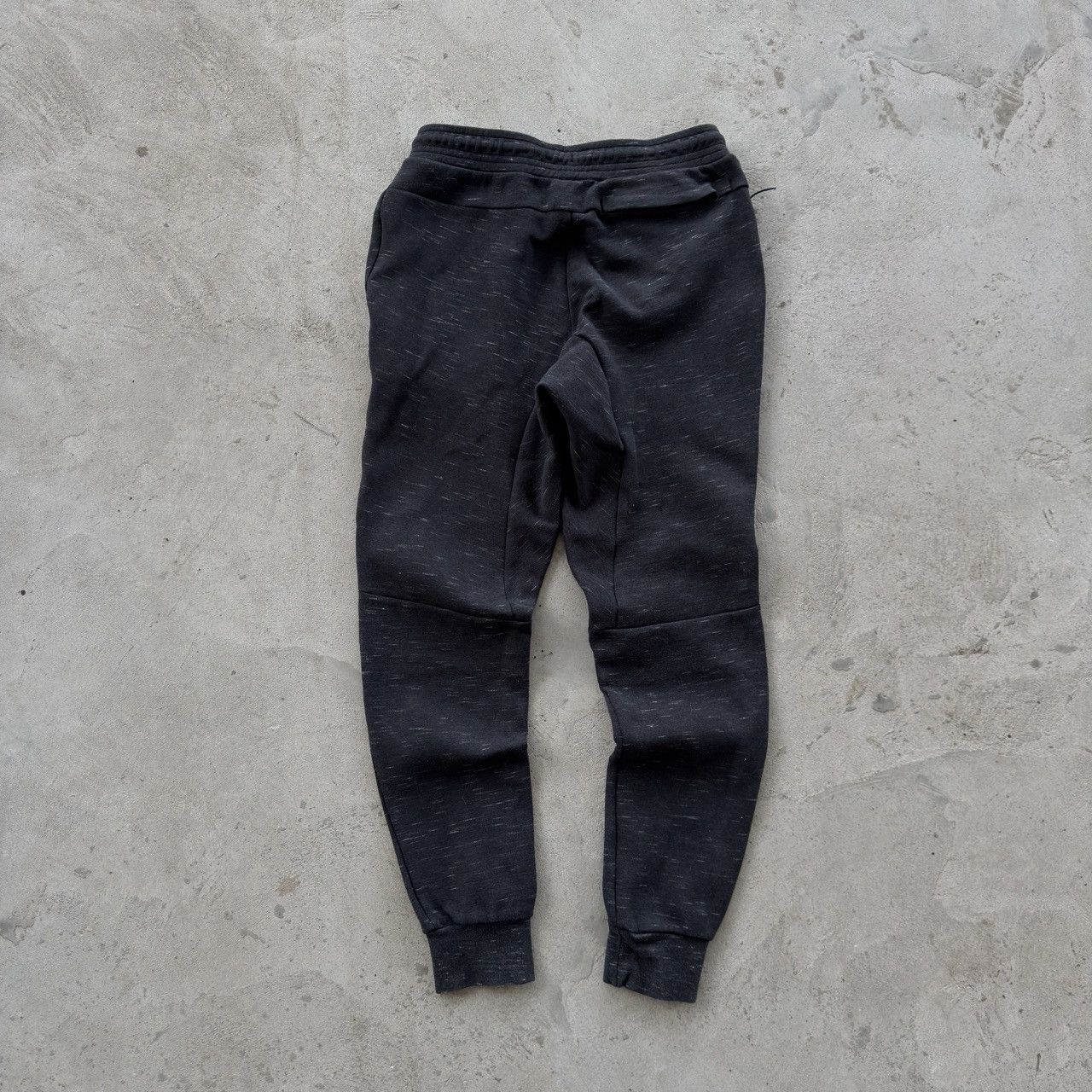 Nike Nike Tech Fleece Joggers Speckled Sweatpants Jogging Size US 32 / EU 48 - 2 Thumbnail