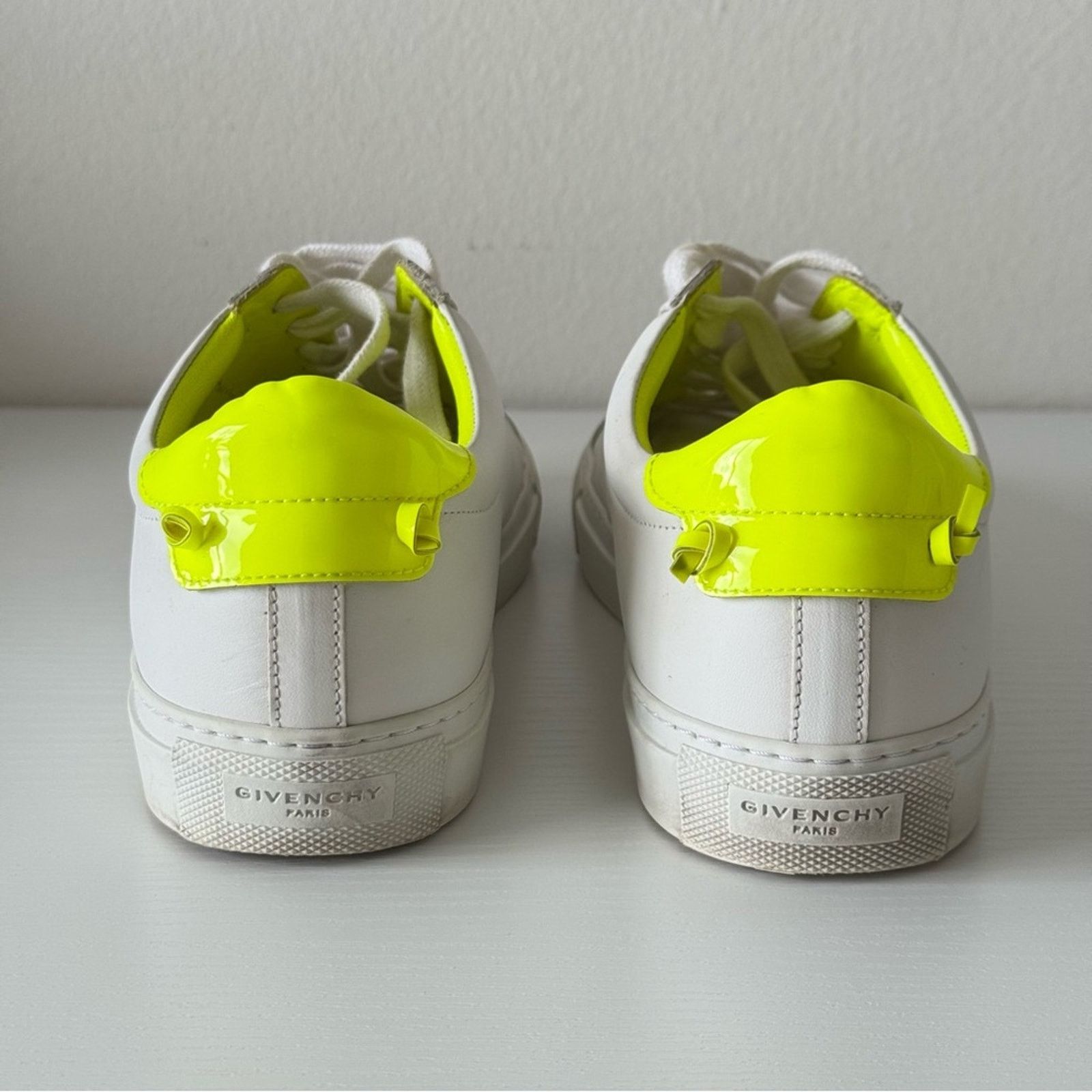 Givenchy Givenchy White and Neon Green Sneakers, Size 39,5, Authentic Size US 9 / IT 39 - 4 Thumbnail