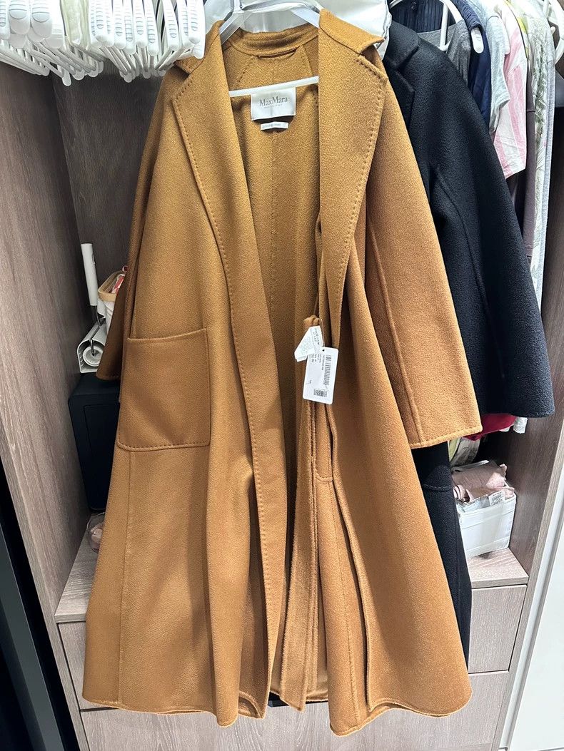 Max Mara Max Mara Ludmilla bathrobe cashmere coat Size XL / US 12-14 / IT 48-50 - 1 Thumbnail