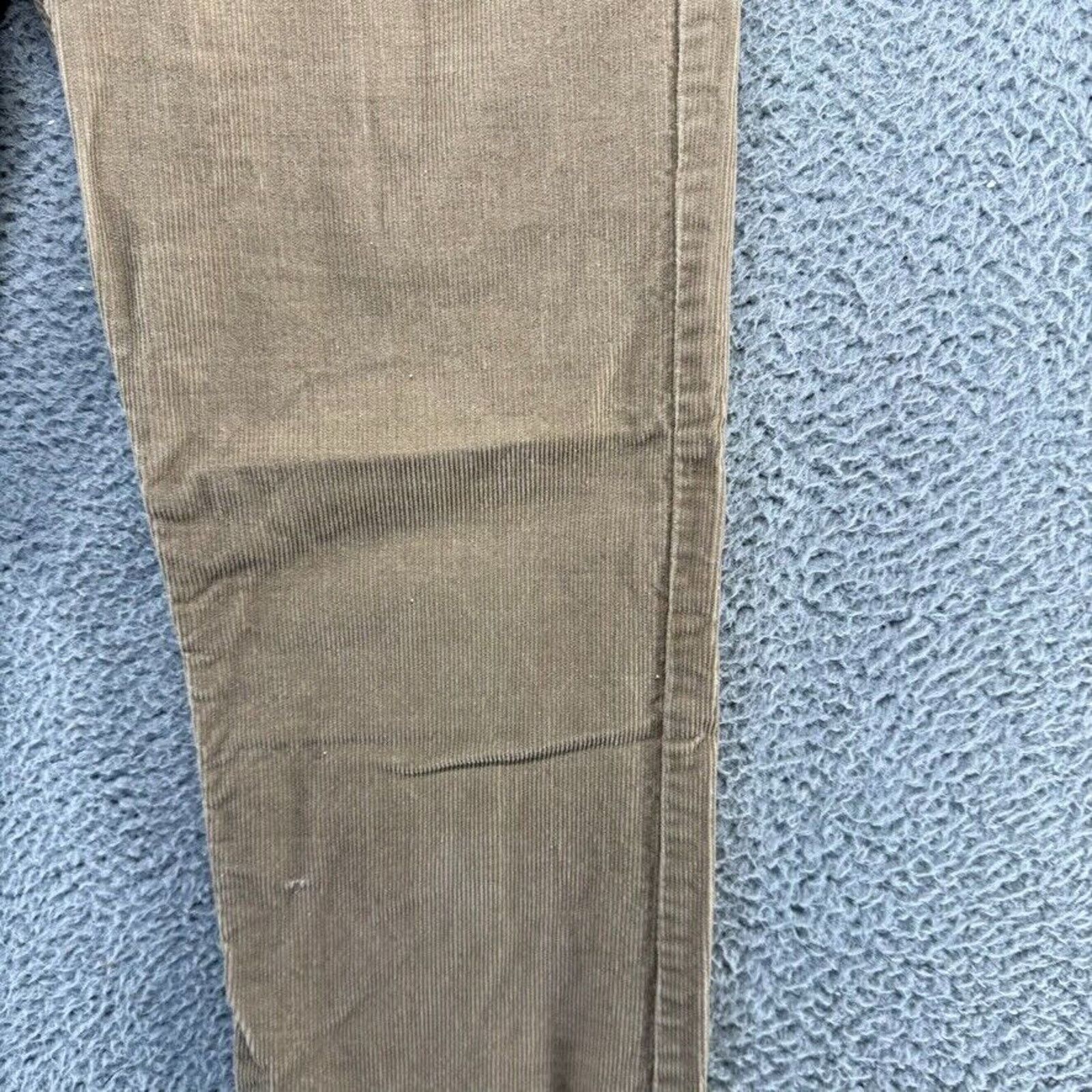 Levi's × Vintage Vintage Levi's pants Men's Fits 30x33 Brown Corduroy Chino Size US 30 / EU 46 - 5 Thumbnail