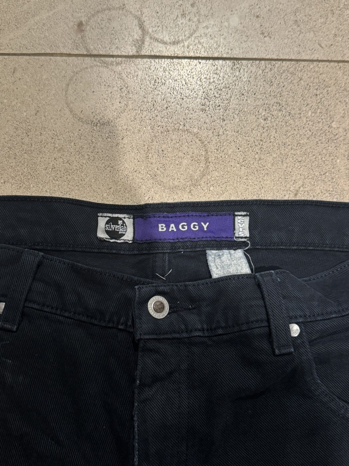 Levi's × Vintage black levi silvertabs Size US 33 - 2 Thumbnail