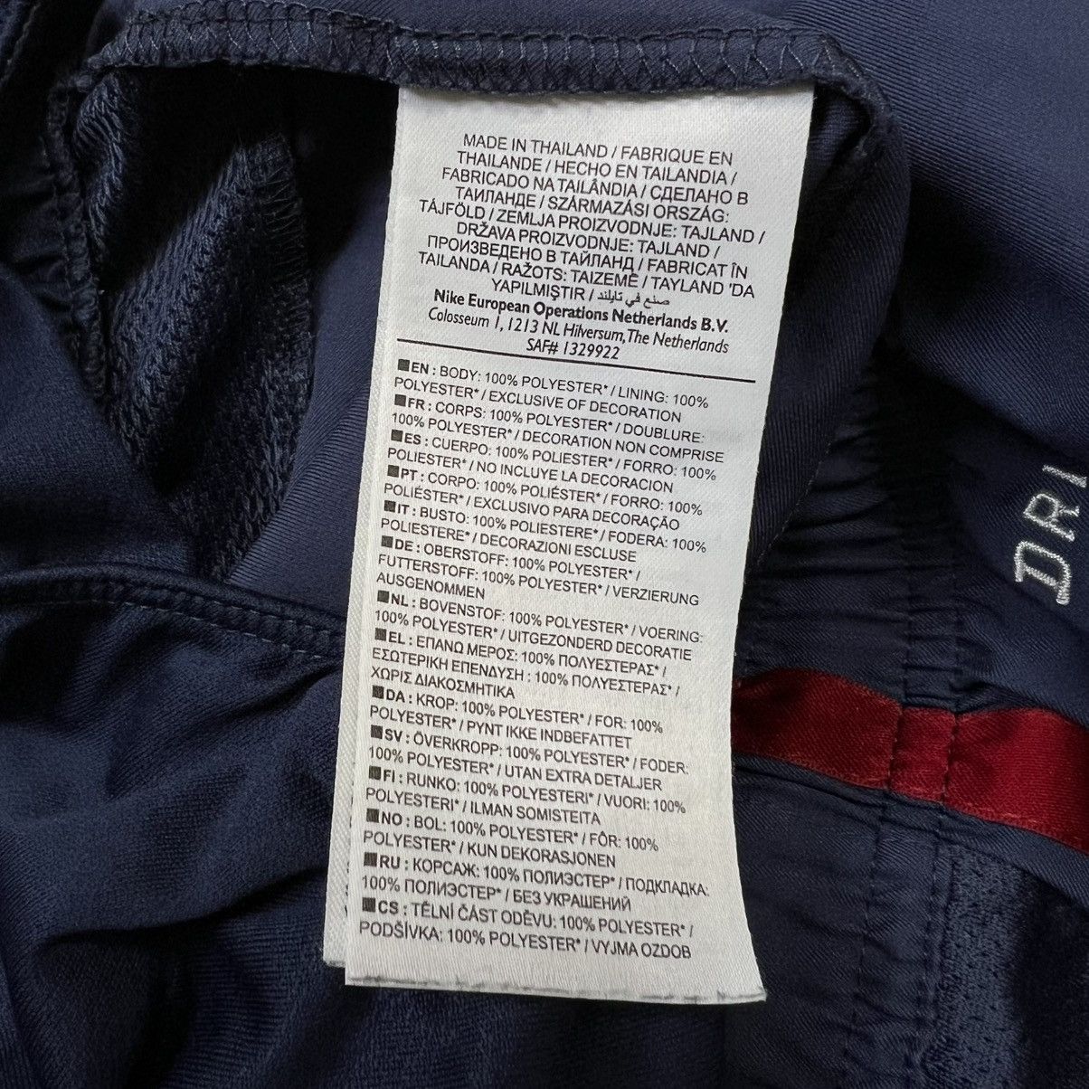 Nike × Vintage Vintage F.C Barcelona Nike Shorts Soccer Barca y2k size XL Size US 34 / EU 50 - 11 Thumbnail