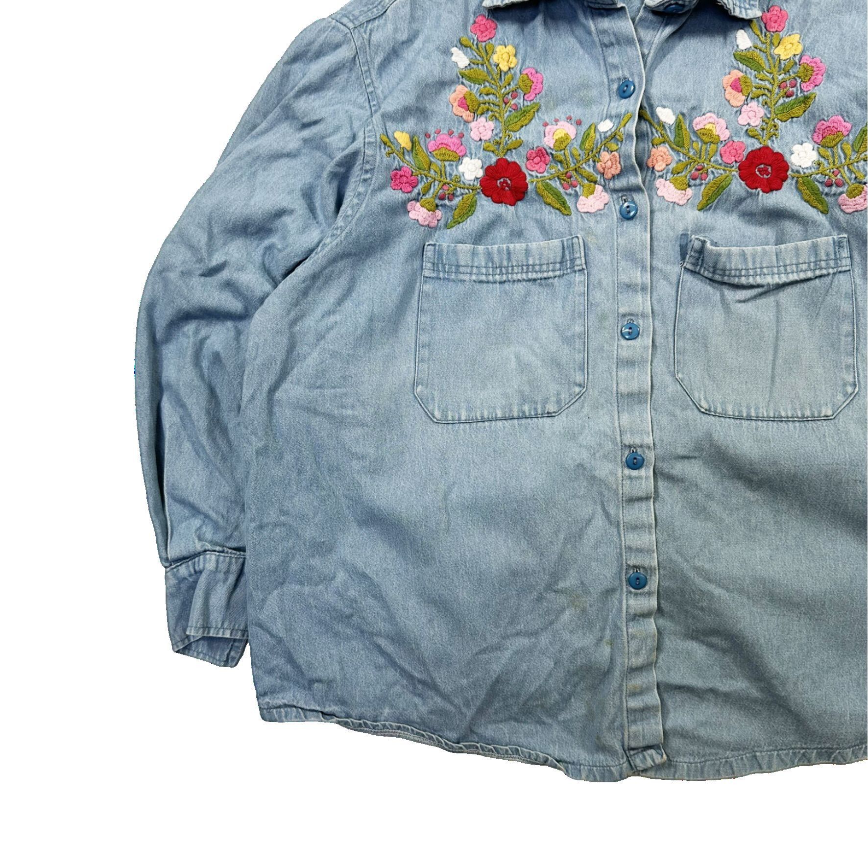 Vintage Vintage 90s Hand Embroidered Floral Denim Button Up Shirt Size US L / EU 52-54 / 3 - 3 Thumbnail