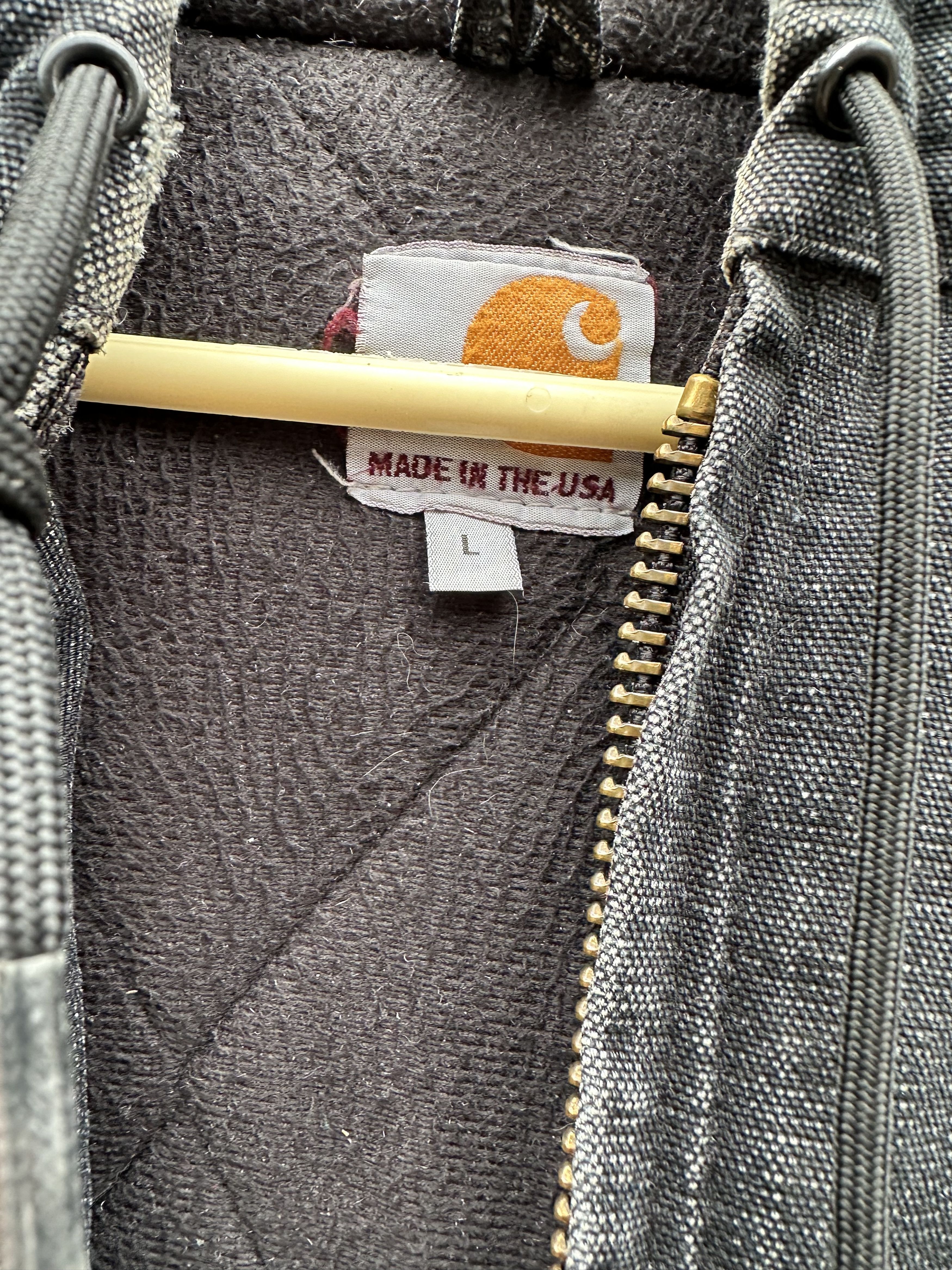 Carhartt × Vintage Vintage 90s Carhartt J140 Faded Black Hooded Work Jacket Size US L / EU 52-54 / 3 - 6 Thumbnail