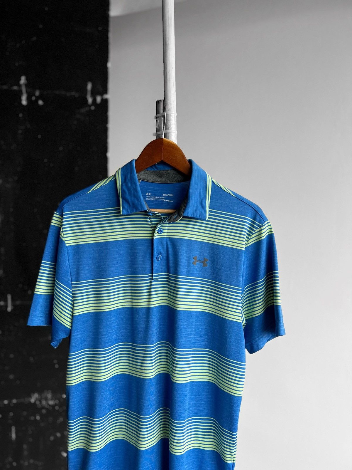Under Armour Under Armour HeatGear Mens Short Sleeve Polo Shirt Golf Size US S / EU 44-46 / 1 - 2 Thumbnail