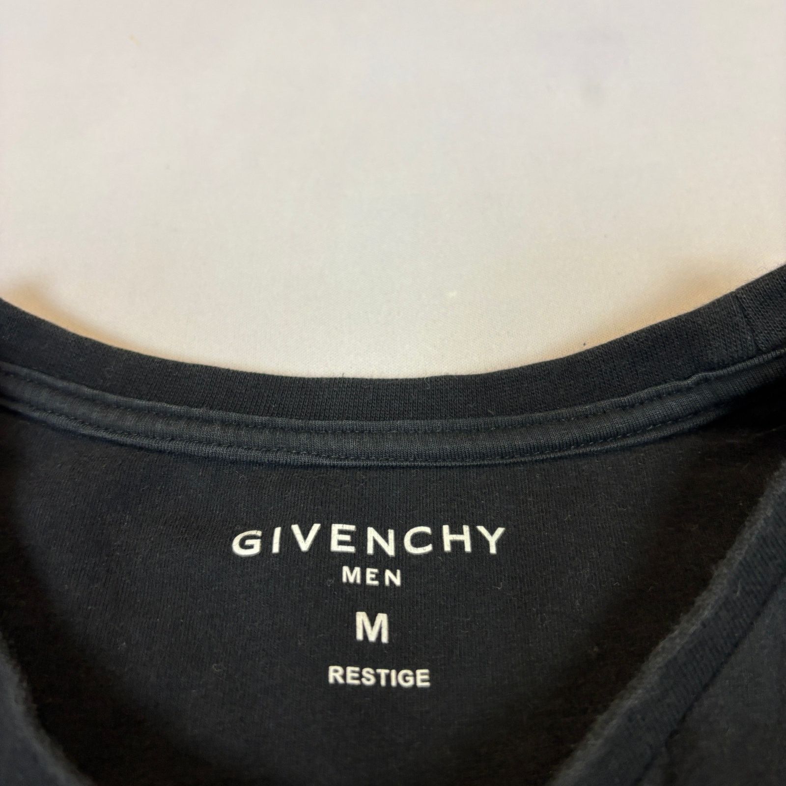 Givenchy Givenchy Men Prestige Tee Shirt Medium Basics Minimalist Size US M / EU 48-50 / 2 - 6 Thumbnail