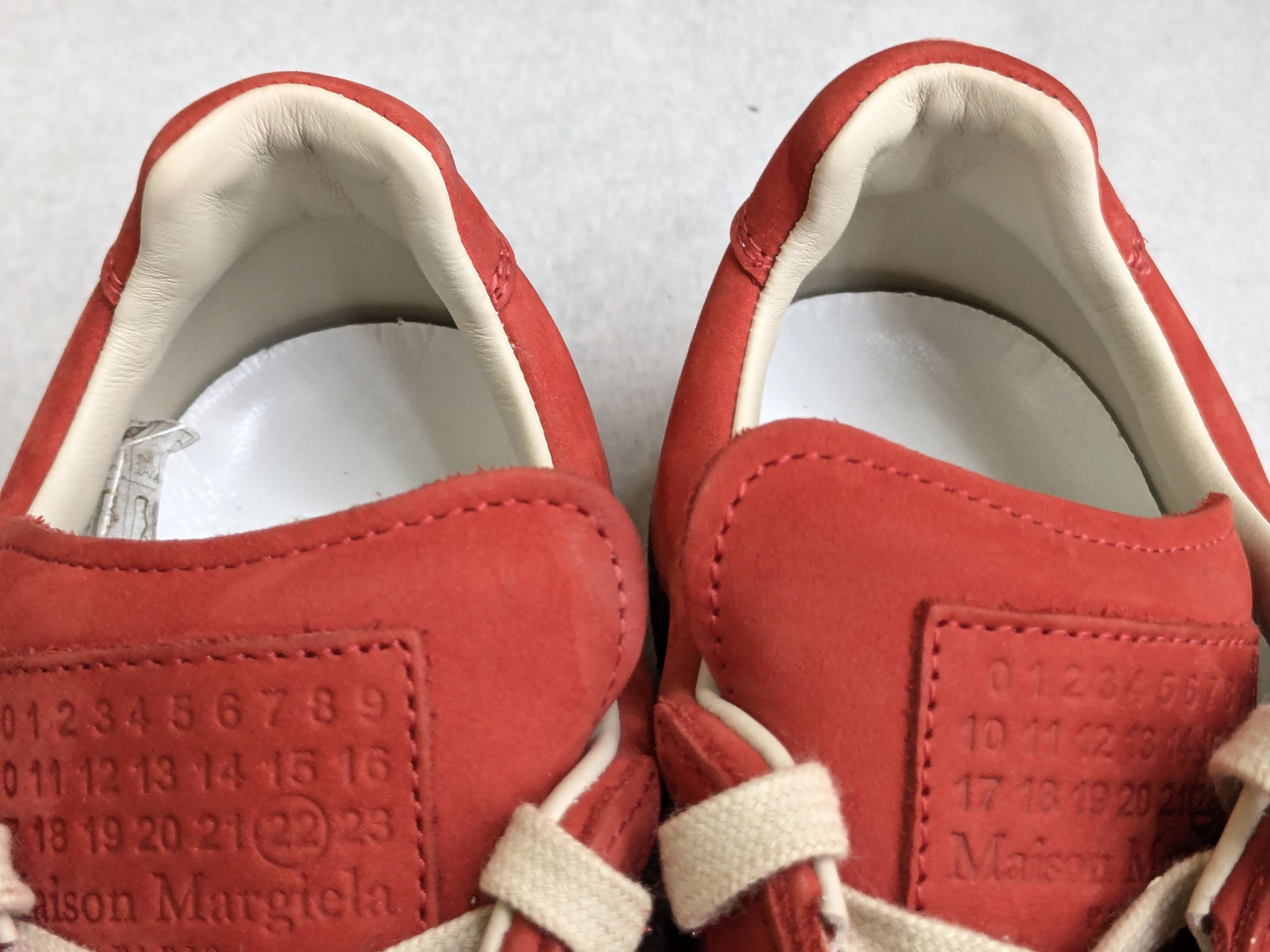 Maison Margiela Maison Margiela GAT Replica Red Paint Splatter 13 46 Low Top Size US 13 / EU 46 - 7 Thumbnail