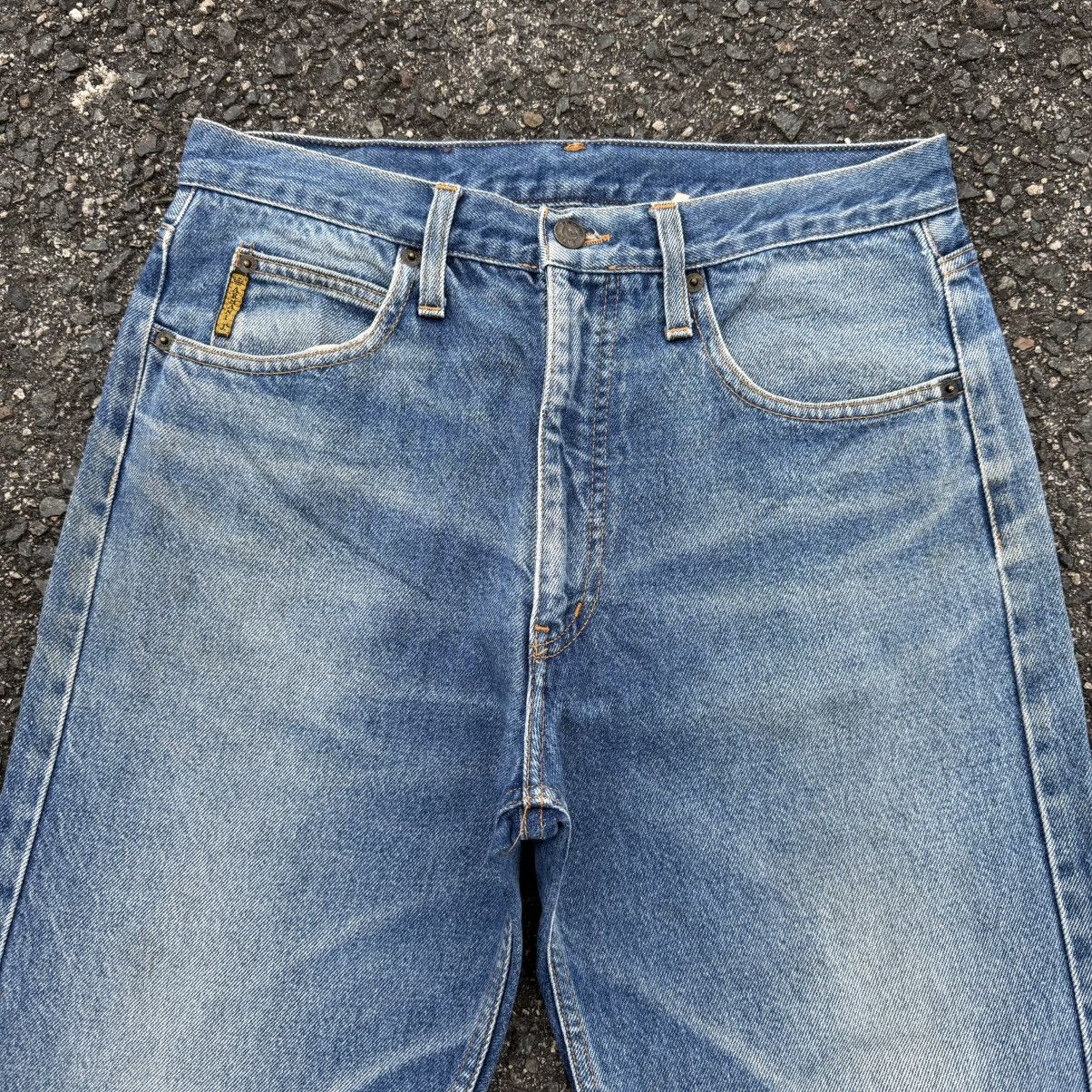 Giorgio Armani VINTAGE ARMANI JEANS 90' LIGHT WASH DENIM JEAN PANTS Size US 31 - 4 Thumbnail