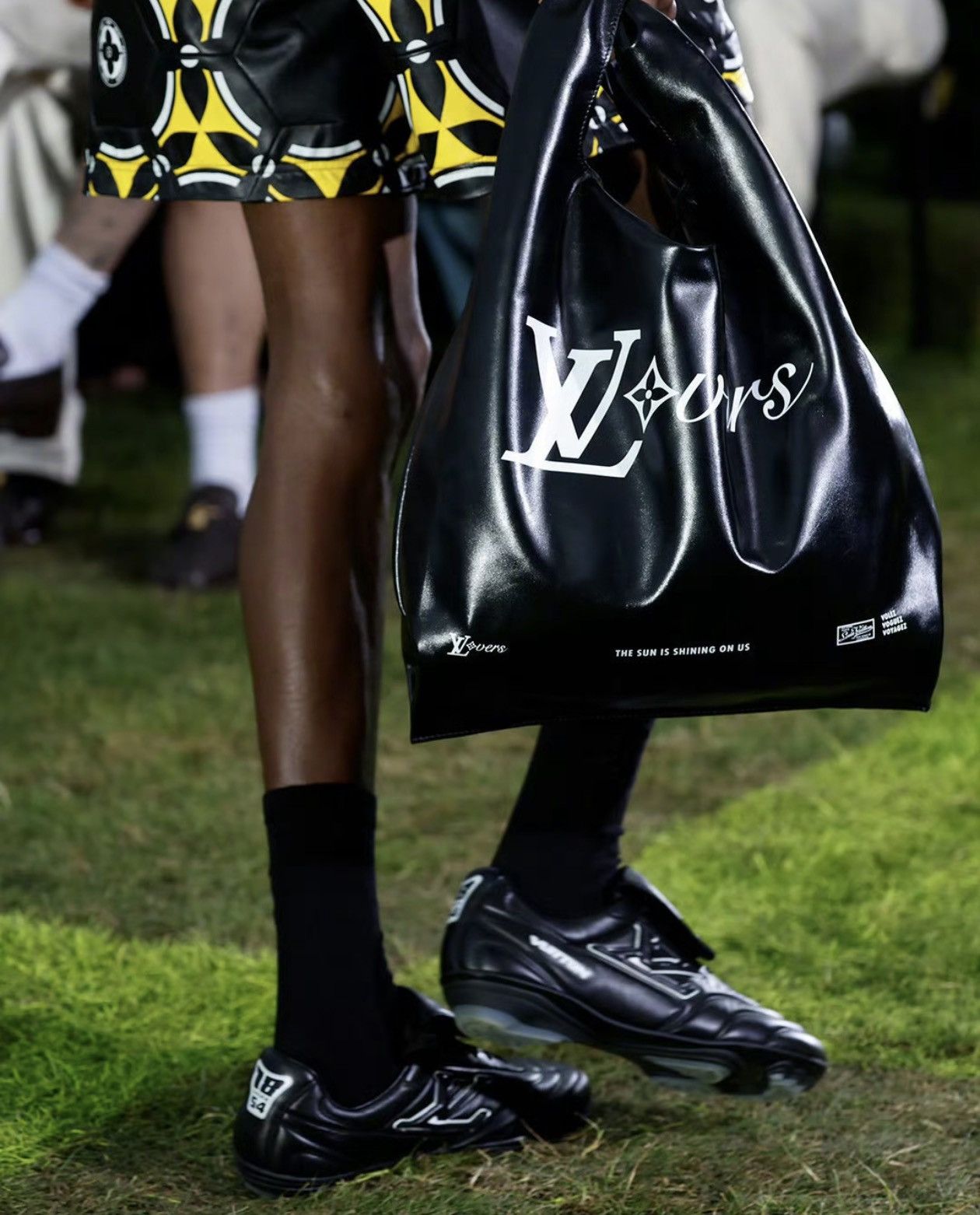 Louis Vuitton LV footprint soccer shoes Size US 9 / EU 42 - 10 Thumbnail