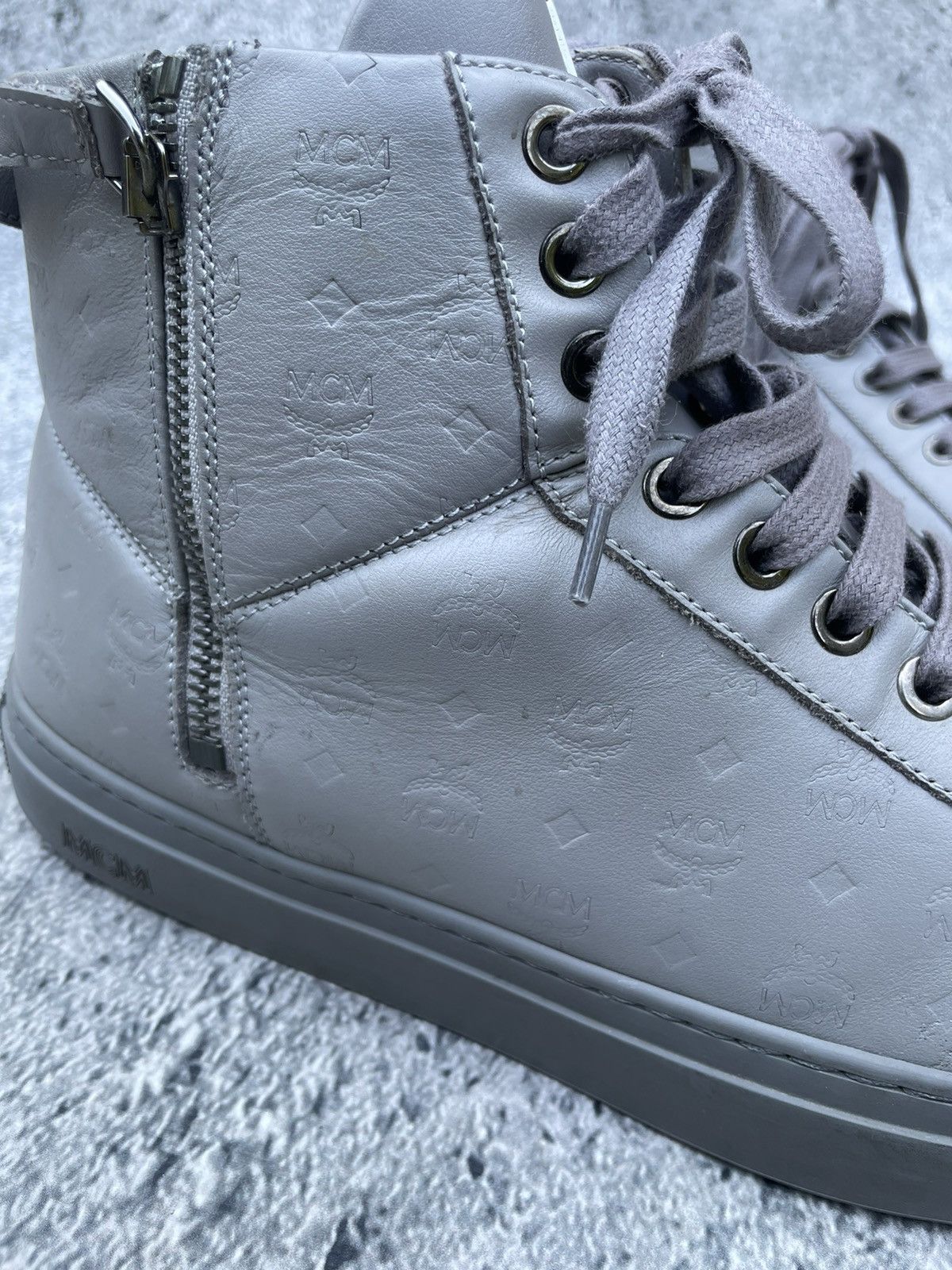 MCM MCM hi top grey sneaker Size US 7 / EU 40 - 8 Thumbnail