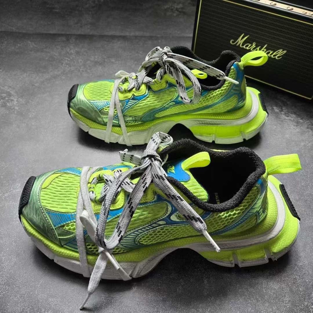 Balenciaga Balenciaga Green Lowtop Sneakers XXXL Men Size US 10 / EU 43 - 1 Thumbnail