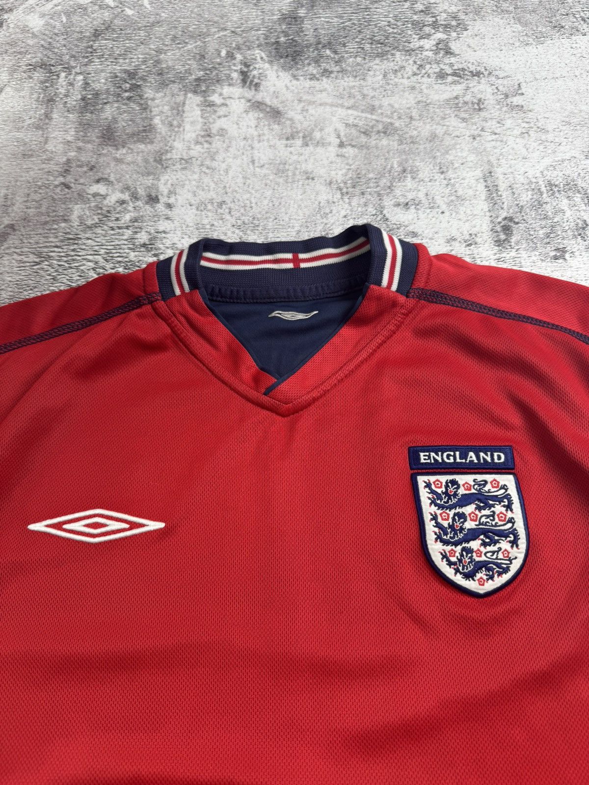 Umbro England 2 in 1 National 2002 2004 Soccer Football Jersey Blockcore T Shirt Tee Size US M / EU 48-50 / 2 - 9 Thumbnail