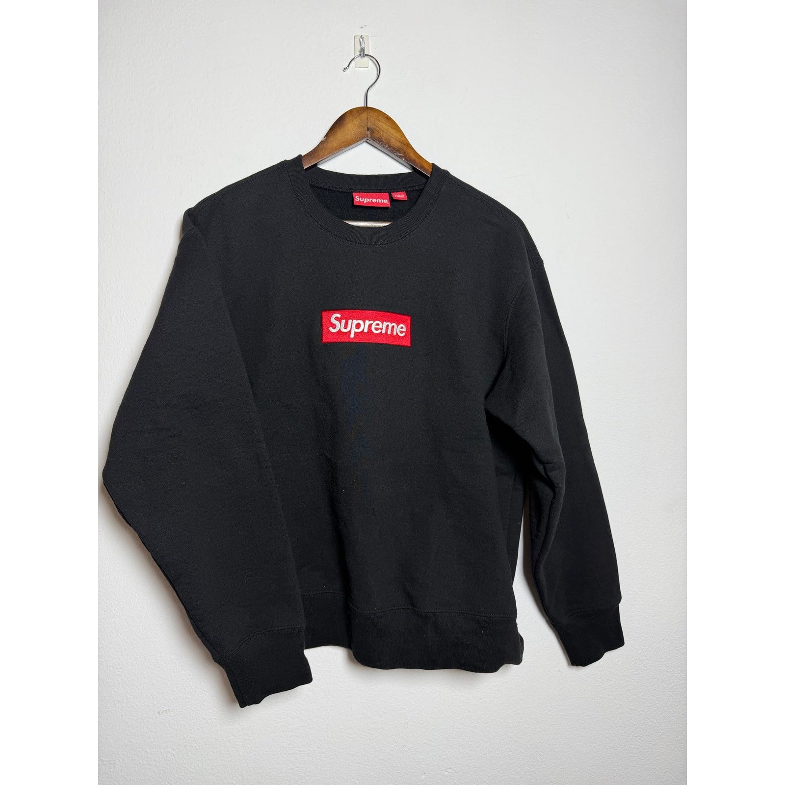 Supreme SUPREME FW22 Box Logo Crewneck In Black | Grailed