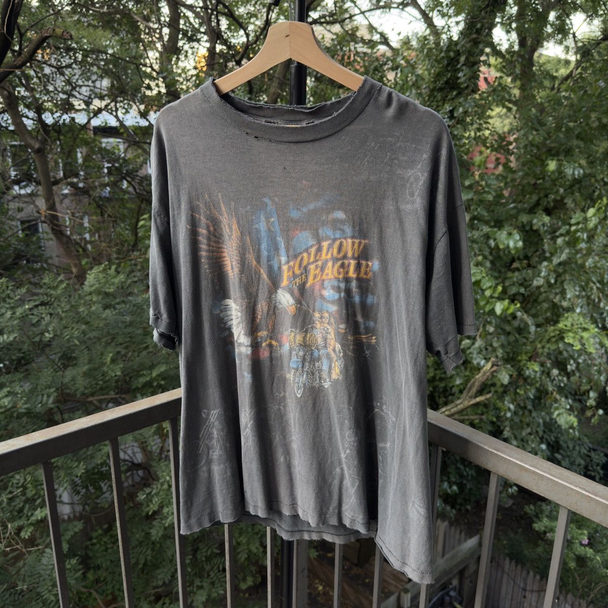 Harley Davidson 90s Thrashed Faded Single Stitch Biker Tee ERD Grunge Size US XL / EU 56 / 4 - 1 Thumbnail