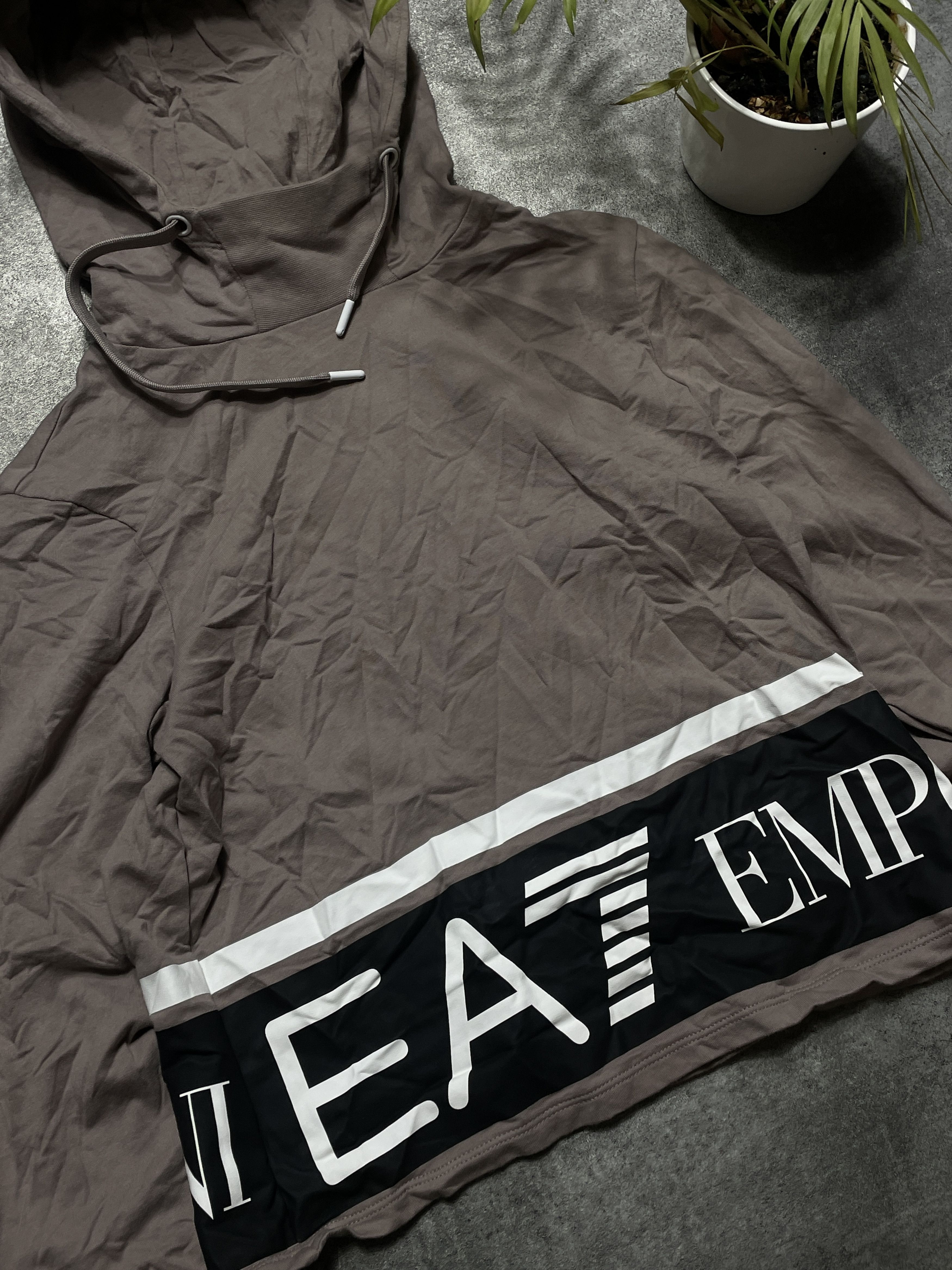Emporio Armani Emporio Armani Hoodie Cropped Spellout Premium Size S / US 4 / IT 40 - 4 Thumbnail