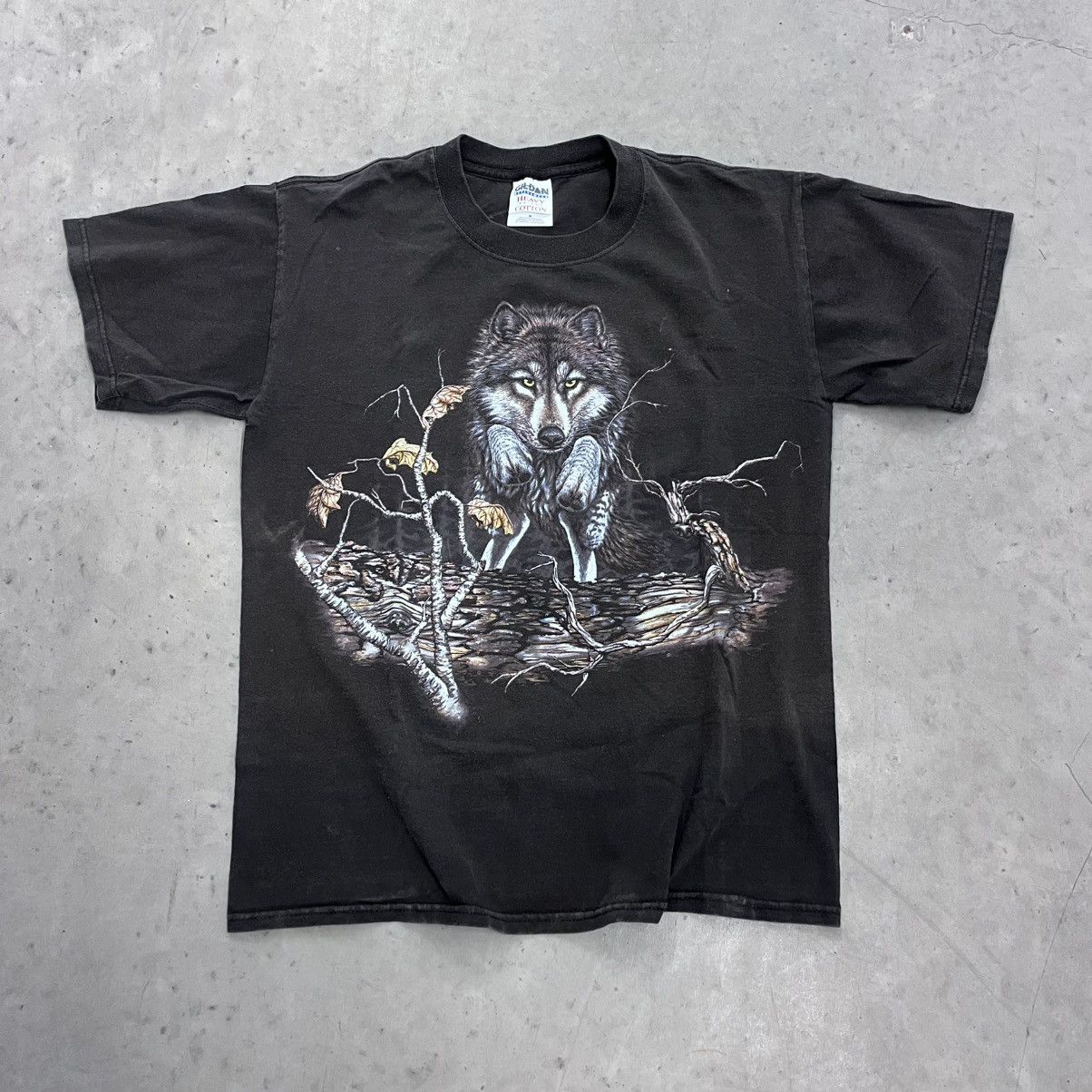 Gildan × Vintage Vintage 90's Wolf Native American AOP Indian Style Med Size US M / EU 48-50 / 2 - 1 Thumbnail