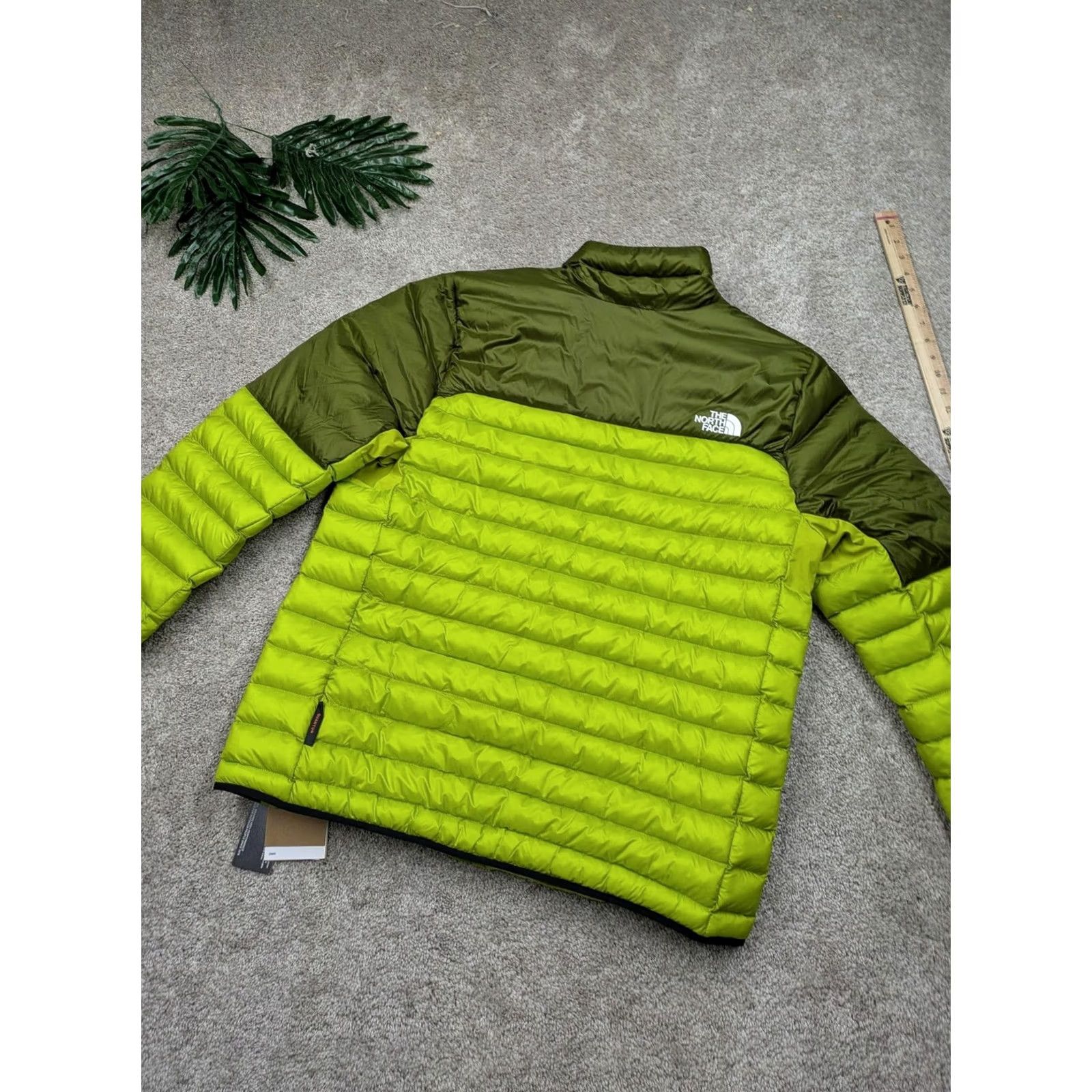 The North Face The North Face Jacket Mens Large Meadow Grass Down Packable Lightweight Puffer Size US L / EU 52-54 / 3 - 7 Thumbnail