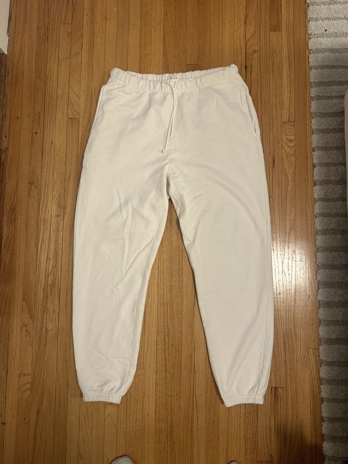 Elwood White Sweatpants