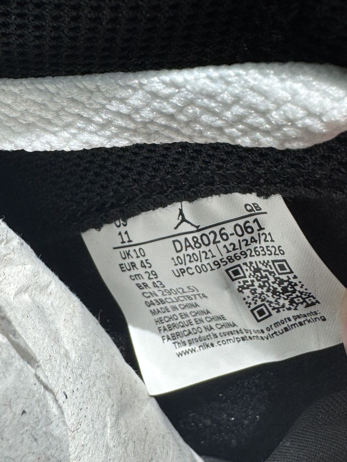 Jordan Brand Jordan Series Mid Black / White Size US 11 / EU 44 - 8 Thumbnail