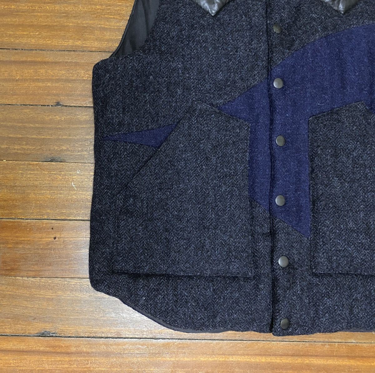 Japanese Brand × Vintage Rare Design Vintage Splotch Of Ink Wool Puffer Vests 2000s Size US L / EU 52-54 / 3 - 5 Thumbnail