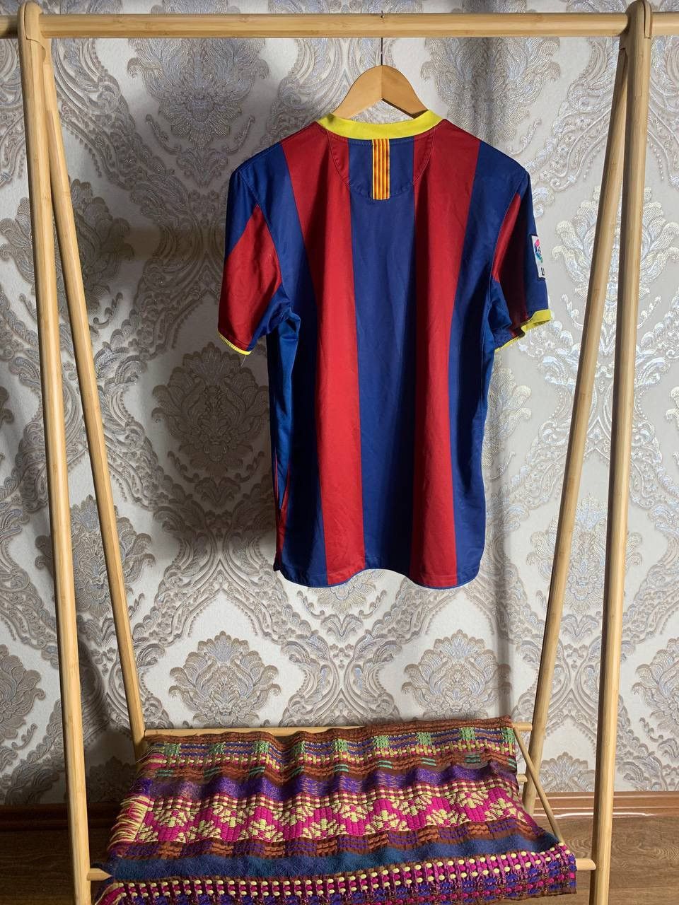 Nike × Vintage VERY RARE NIKE FC BARCELONA SPAIN SOCCER JERSEY RETRO Y2K Size US M / EU 48-50 / 2 - 12 Thumbnail