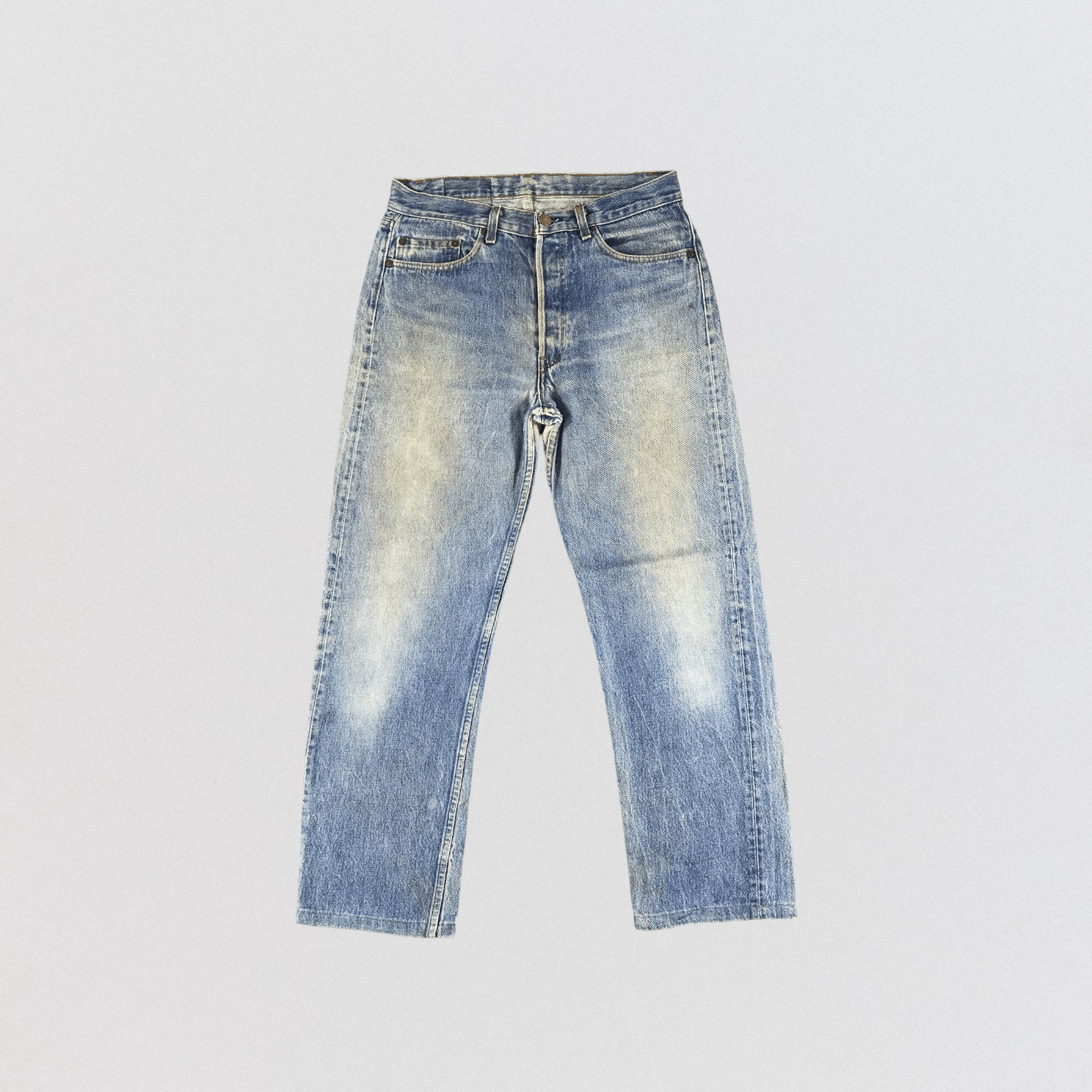 image of 80's Light Wash Levis 501 Jeans-Jm822 in Blue, Men's (Size 32)