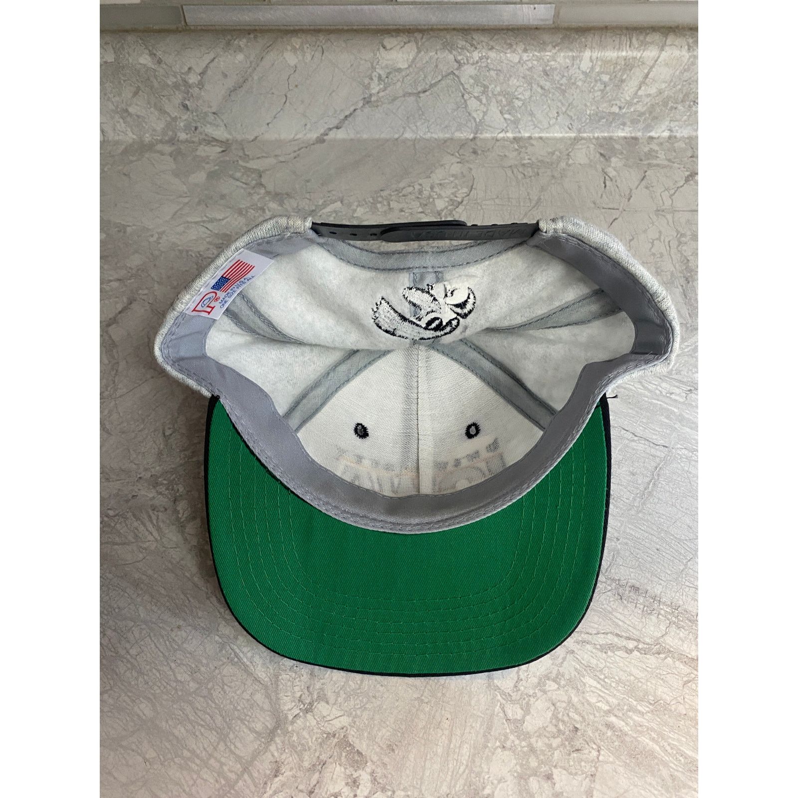 NCAA Vintage Iowa Hawkeyes Snapback Hat Size ONE SIZE - 6 Thumbnail