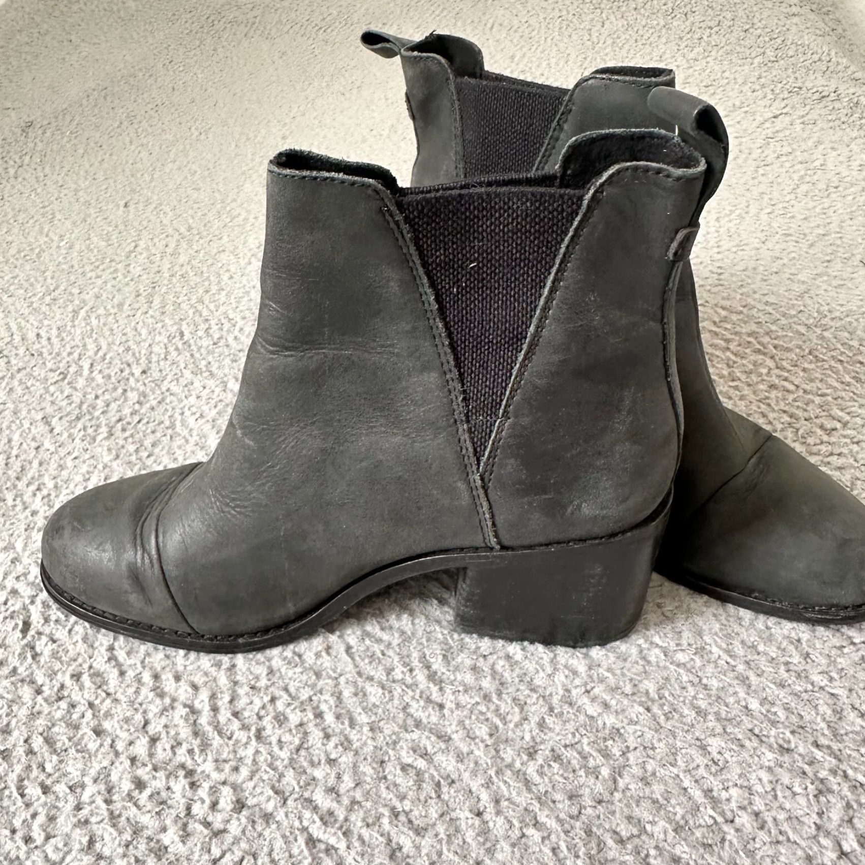 Toms VINTAGE TOMS Boots Womens 6 Black Leather Soft Heels Casual 90s Boots Womens Girls Size US 6 / IT 36 - 4 Thumbnail