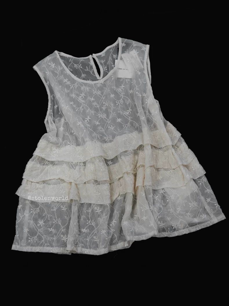 Comme des Garcons Comme des Garcons Flower embroidered blouse Size M / US 6-8 / IT 42-44 - 1 Thumbnail