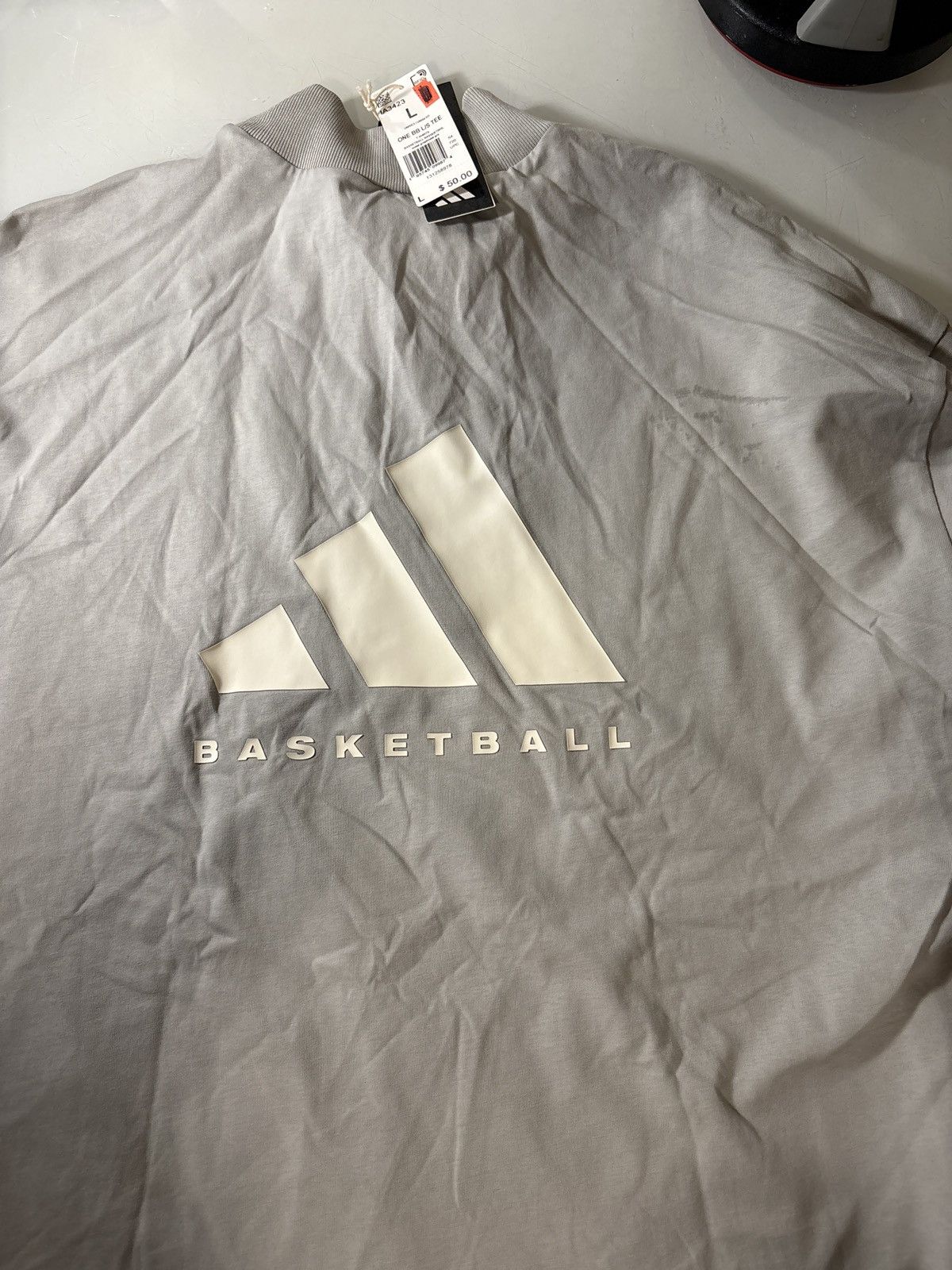 Adidas ADIDAS one Basketball Long-Sleeve TEE IA3424 $50 Size large Size US L / EU 52-54 / 3 - 1 Thumbnail