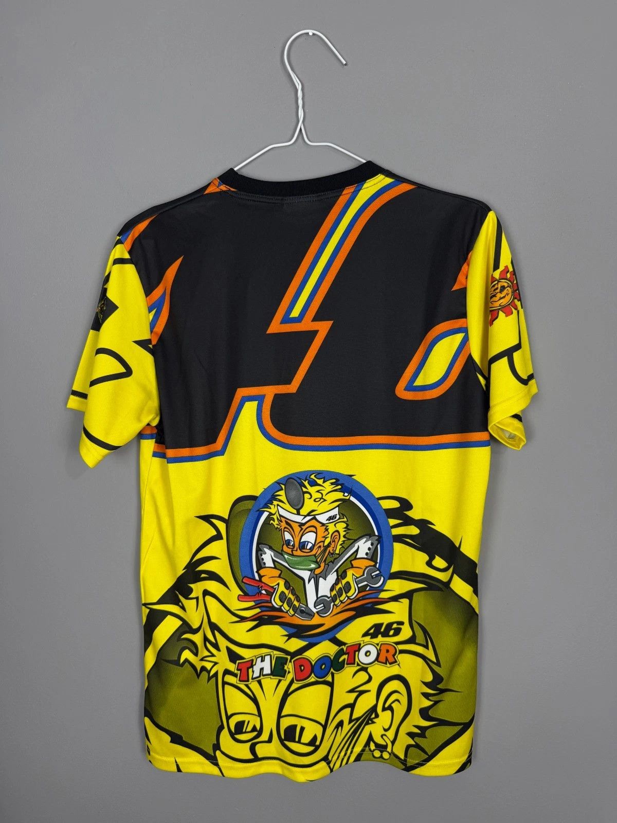Other Valentino Rossi 46 MotoGP Racing Graphic T-Shirt Jersey Size US M / EU 48-50 / 2 - 4 Thumbnail