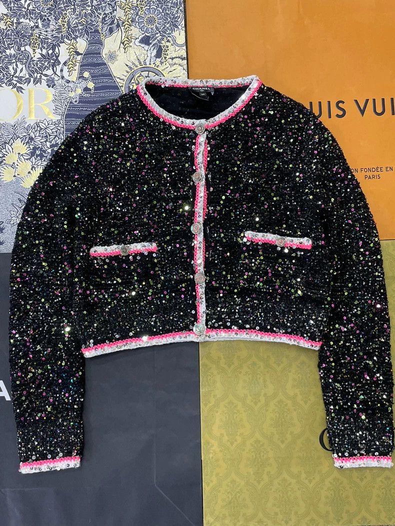 Chanel Chanel 24C Sequin Cardigan Black Size US M / EU 48-50 / 2 - 1 Thumbnail