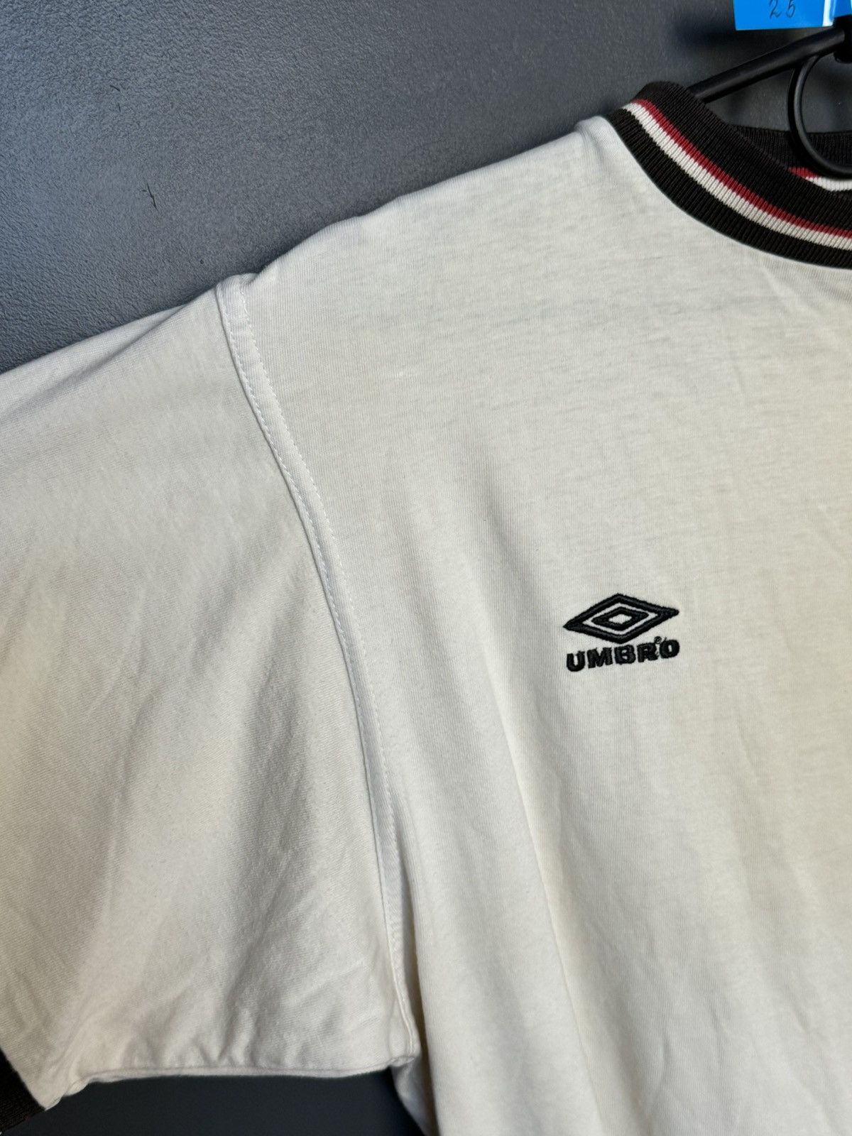 Umbro Vintage Manchester United 99/00 Training Football Jersey Size US S / EU 44-46 / 1 - 10 Thumbnail