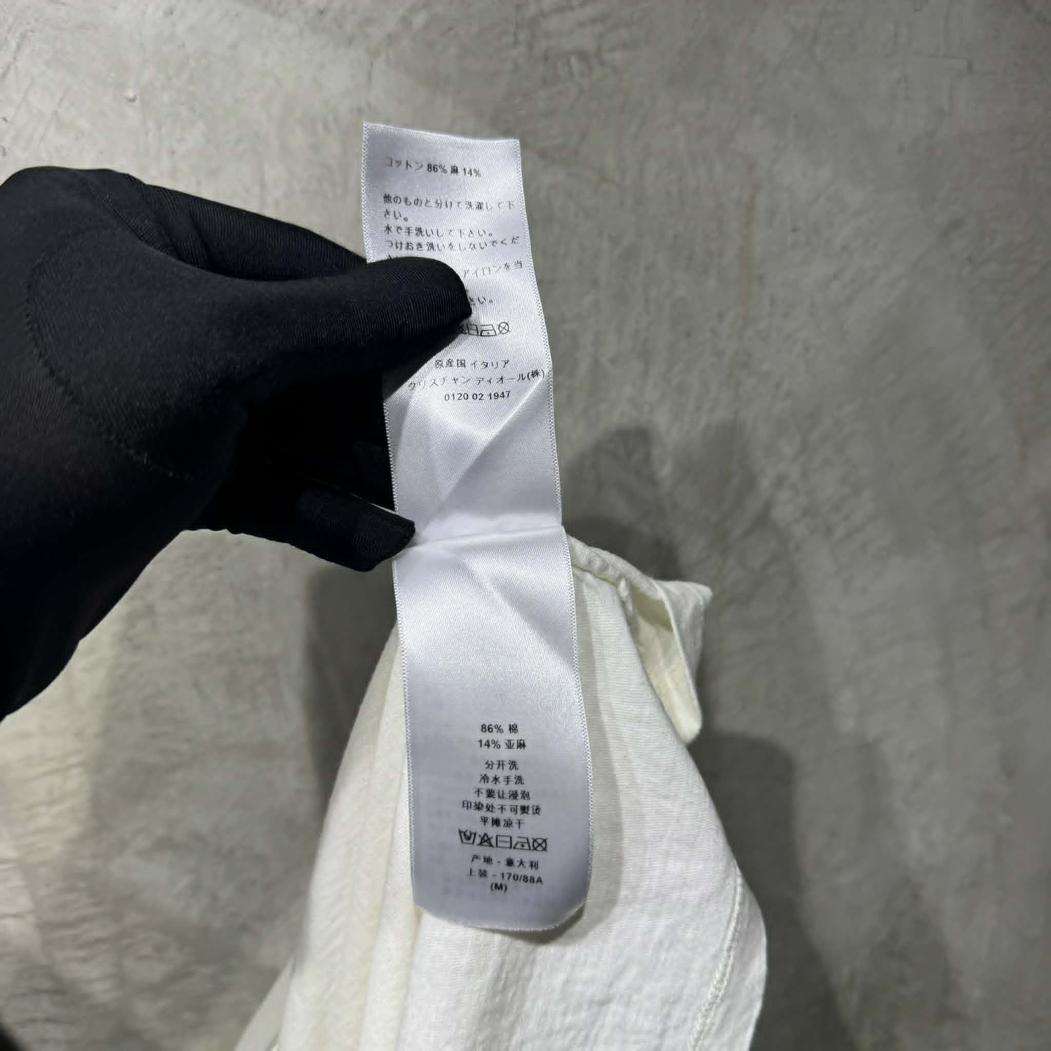 Dior Christian Dior “Free Our Selves” Tee Size S / US 4 / IT 40 - 9 Thumbnail