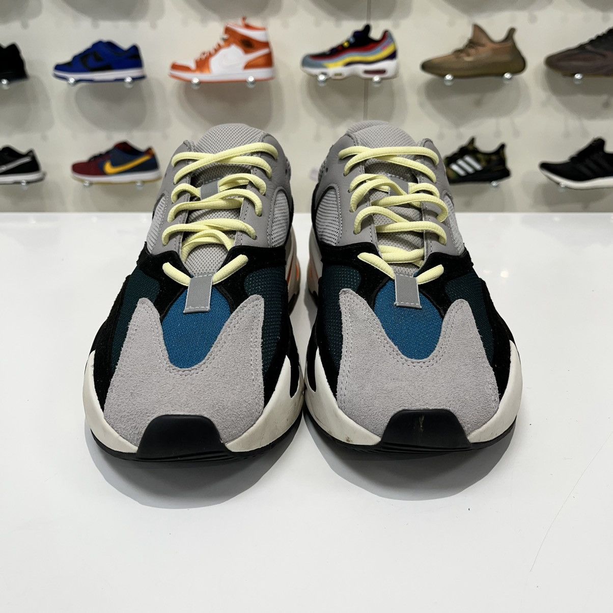 Adidas Adidas Yeezy Boost 700 Wave Runner Size US 11 / EU 44 - 9 Thumbnail