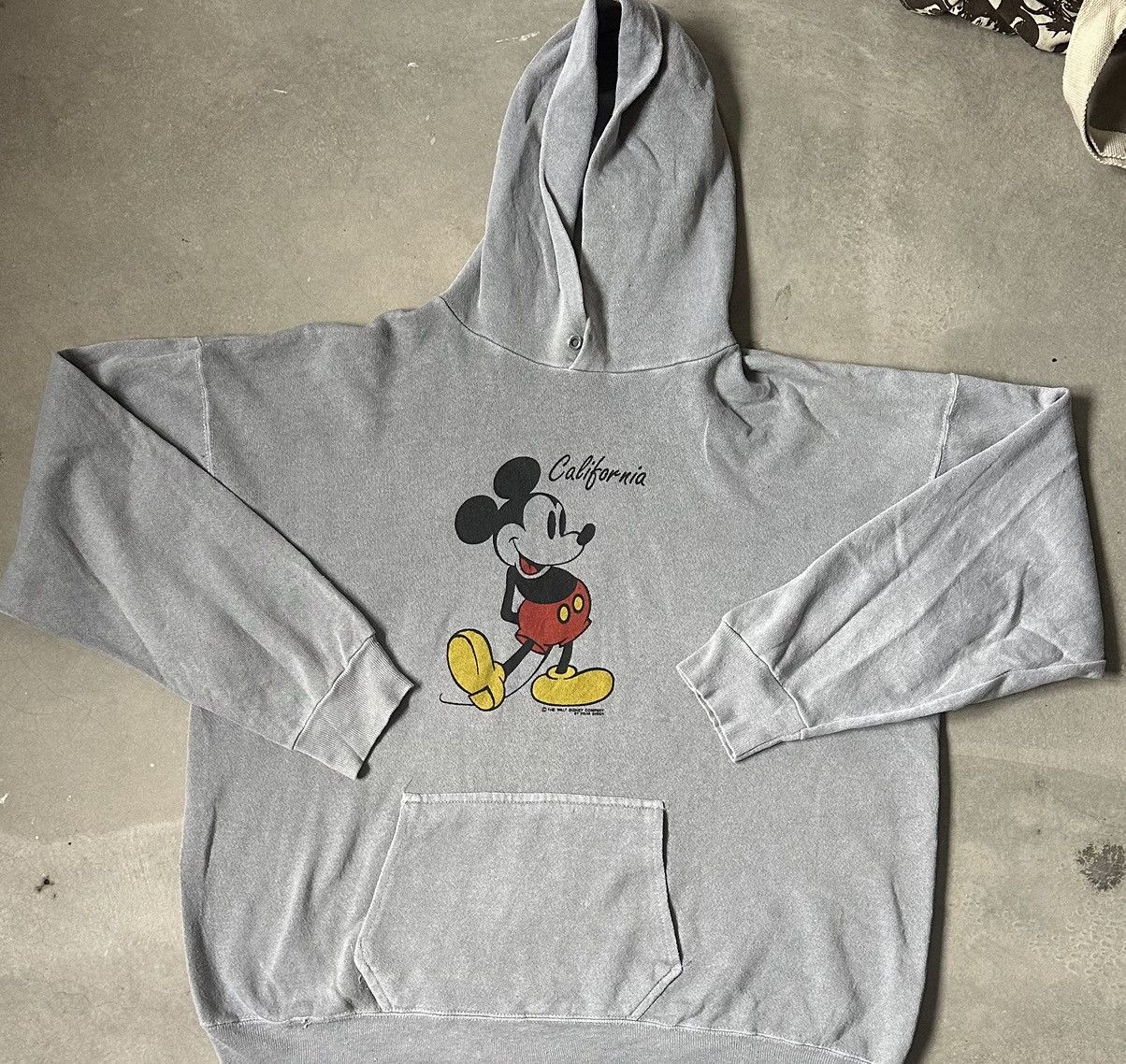 Vintage VINTAGE MICKEY MOUSE CALIFORNIA HOODIE Size US L / EU 52-54 / 3 - 1 Thumbnail