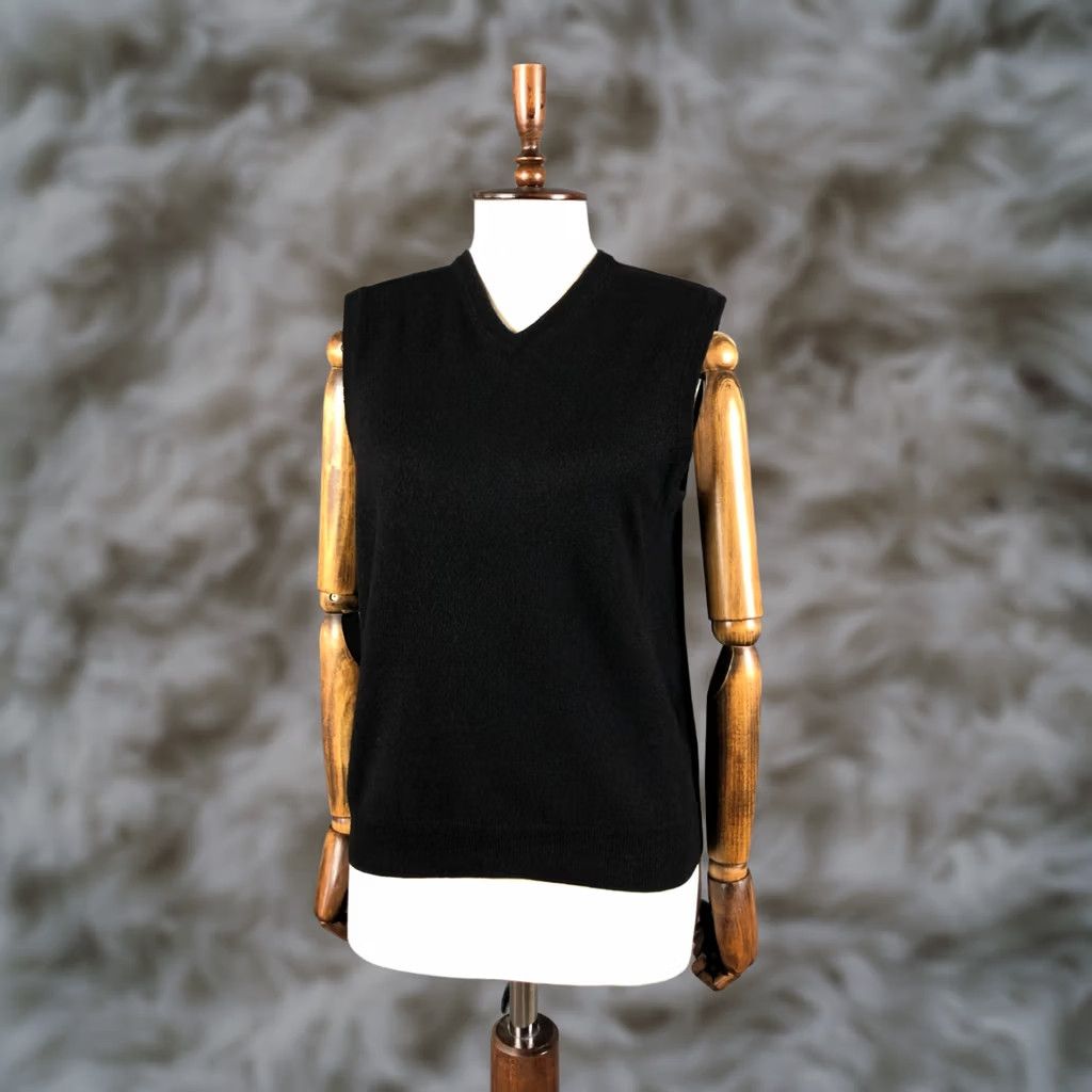 Footjoy FootJoy Women's Vest M Black Wool Casual Golf Vest Size M / US 6-8 / IT 42-44 - 1 Thumbnail