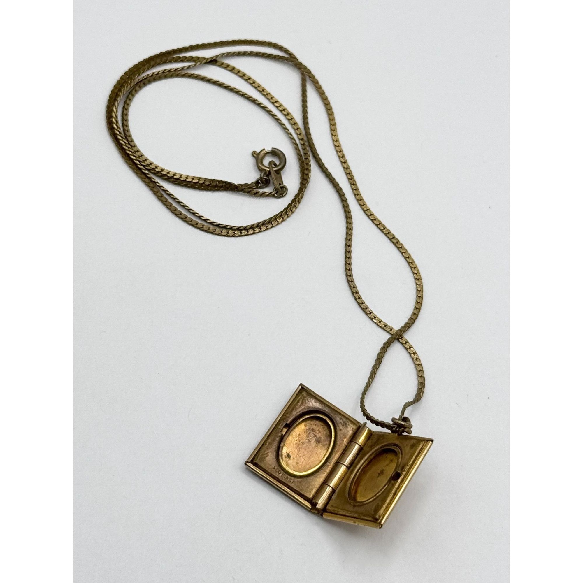 Vintage Vintage Guilloche enamel gold filled book locket charm penda Size ONE SIZE - 6 Thumbnail