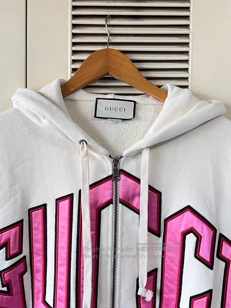 Gucci Gucci Large logo hooded jacket Size US M / EU 48-50 / 2 - 3 Thumbnail