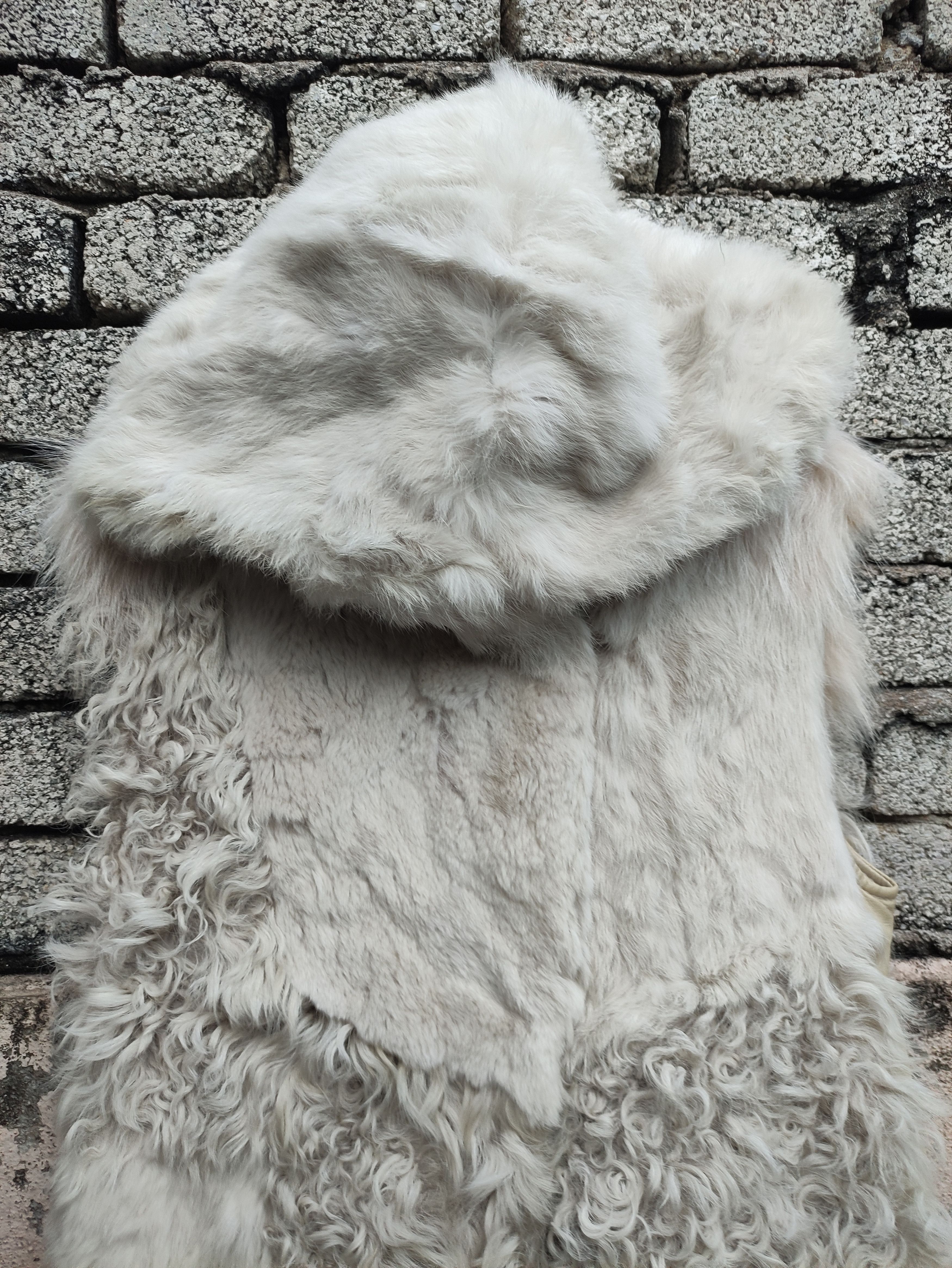 Japanese Brand D'deMOO PATCHWORK FAUX FUR RABBIT RACCOON GILET VEST HOODED Size S / US 4 / IT 40 - 9 Thumbnail
