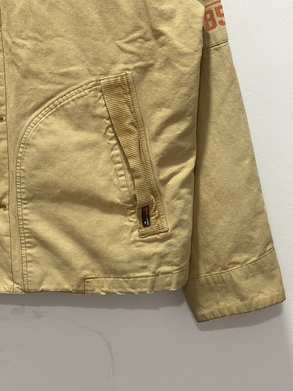 Tommy Hilfiger DISTRESSED TOMMY HILFIGER KHAKI TRASHED VINTAGE JACKET Size US L / EU 52-54 / 3 - 6 Thumbnail