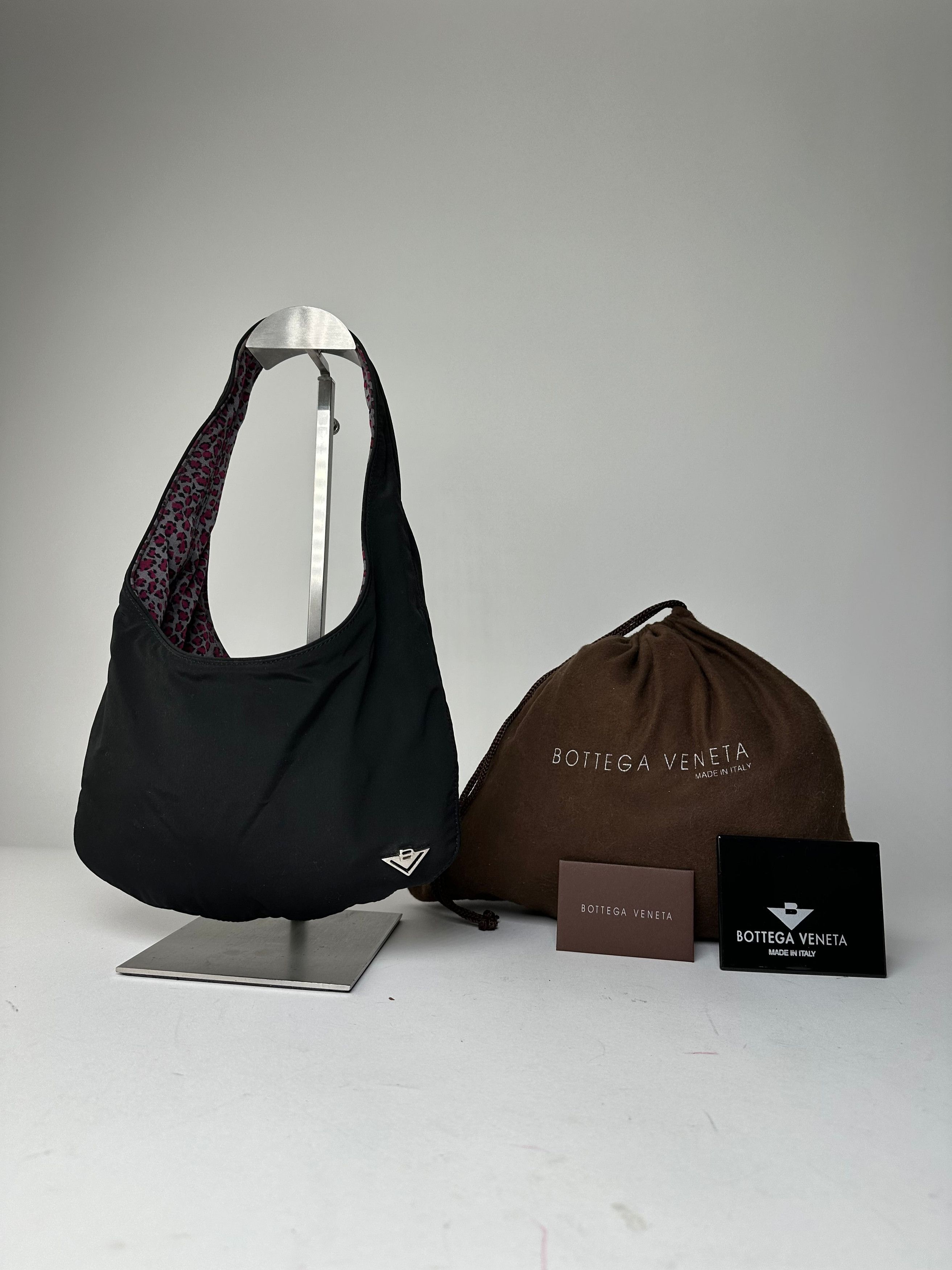 Bottega Veneta Vintage Reversible Nylon Hobo Bag Leopard Pink Black Size ONE SIZE - 1 Thumbnail