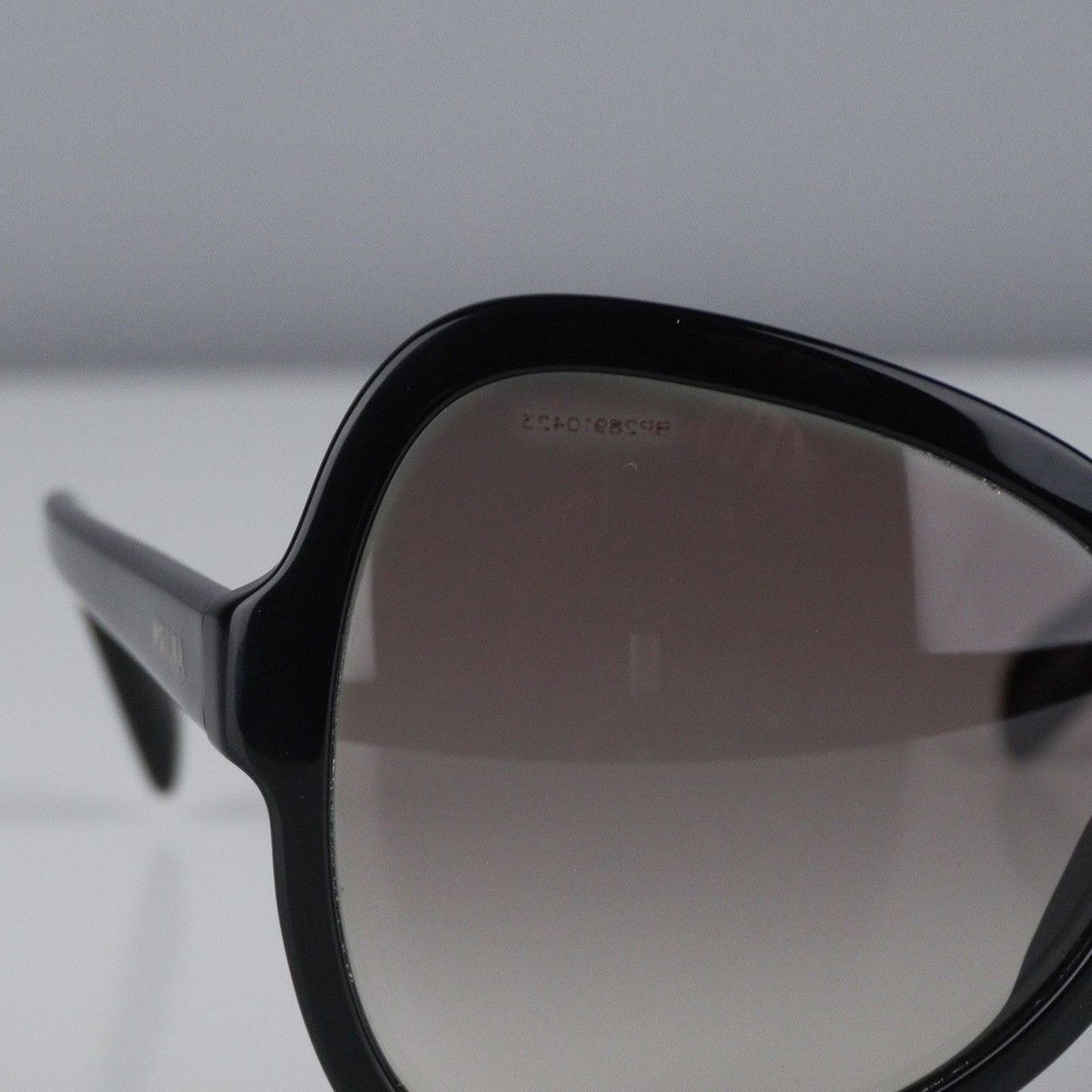 Prada Vintage prada mask silver logo black shield sunglasses Size ONE SIZE - 7 Thumbnail