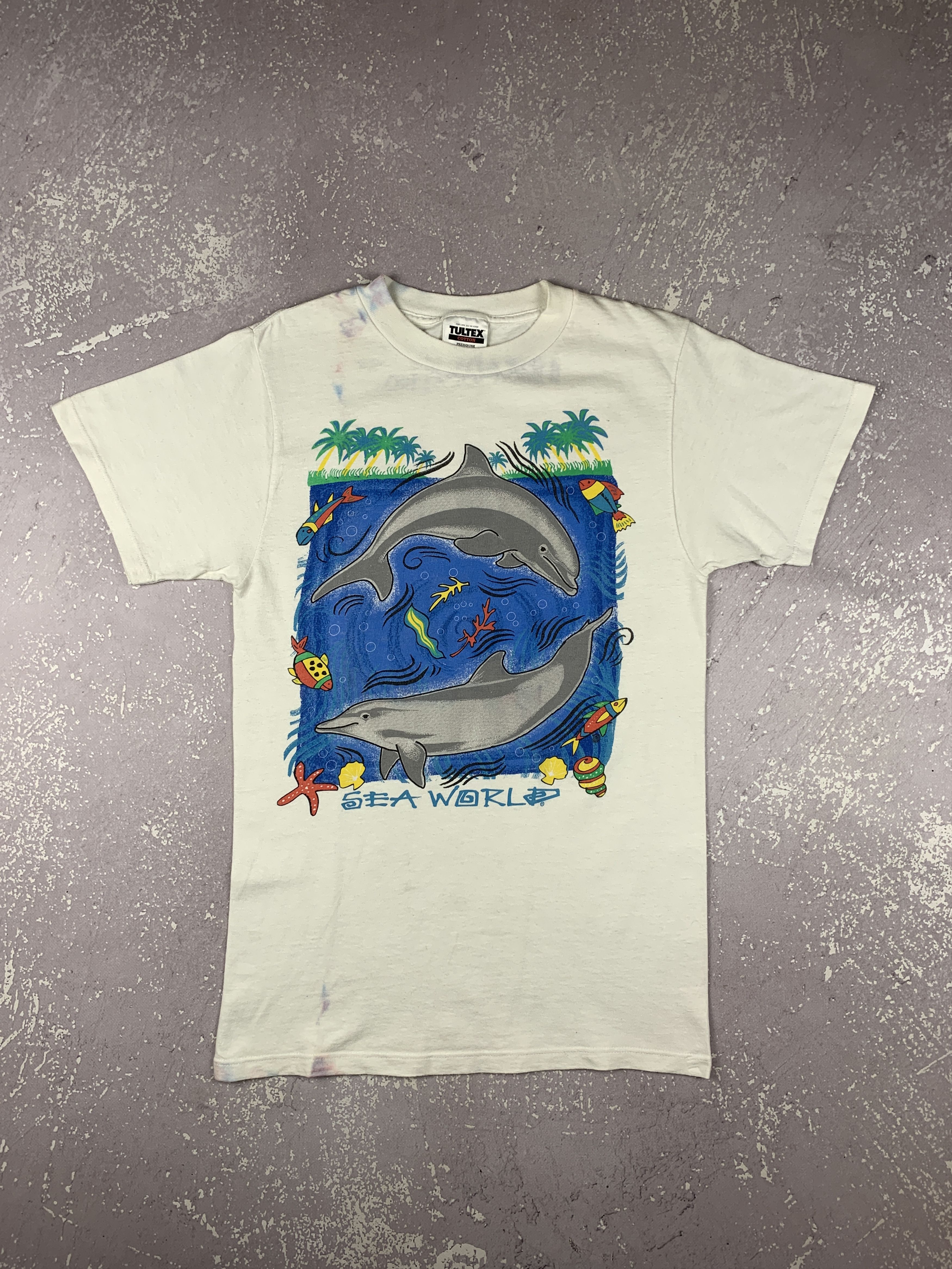 Tultex 1990s Vintage Tultex Sea World Dolphins Graphic T Shirt Size US S / EU 44-46 / 1 - 1 Thumbnail