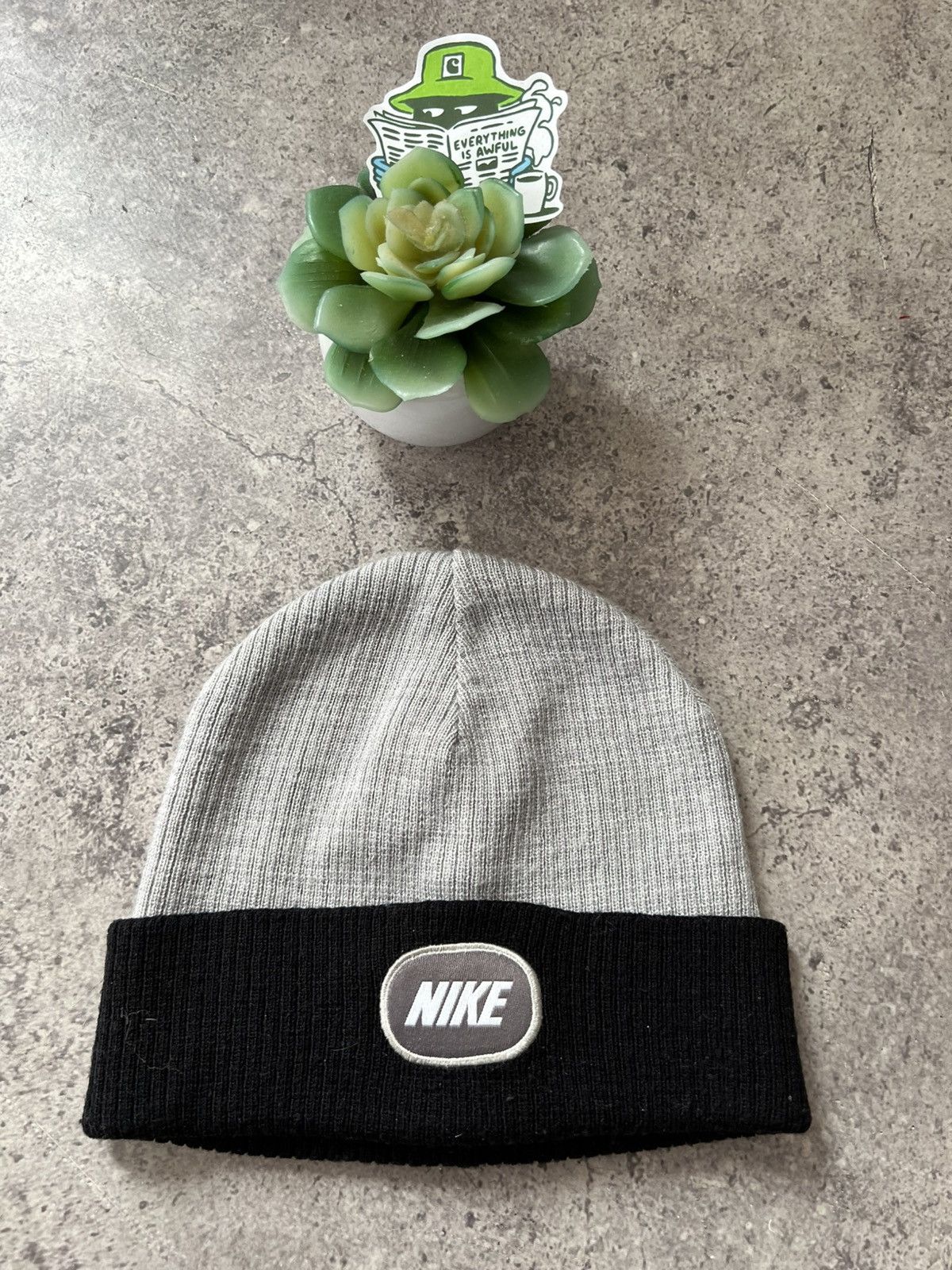 Nike Vintage NIKE Beanie Hats Snow Caps Size ONE SIZE - 1 Thumbnail