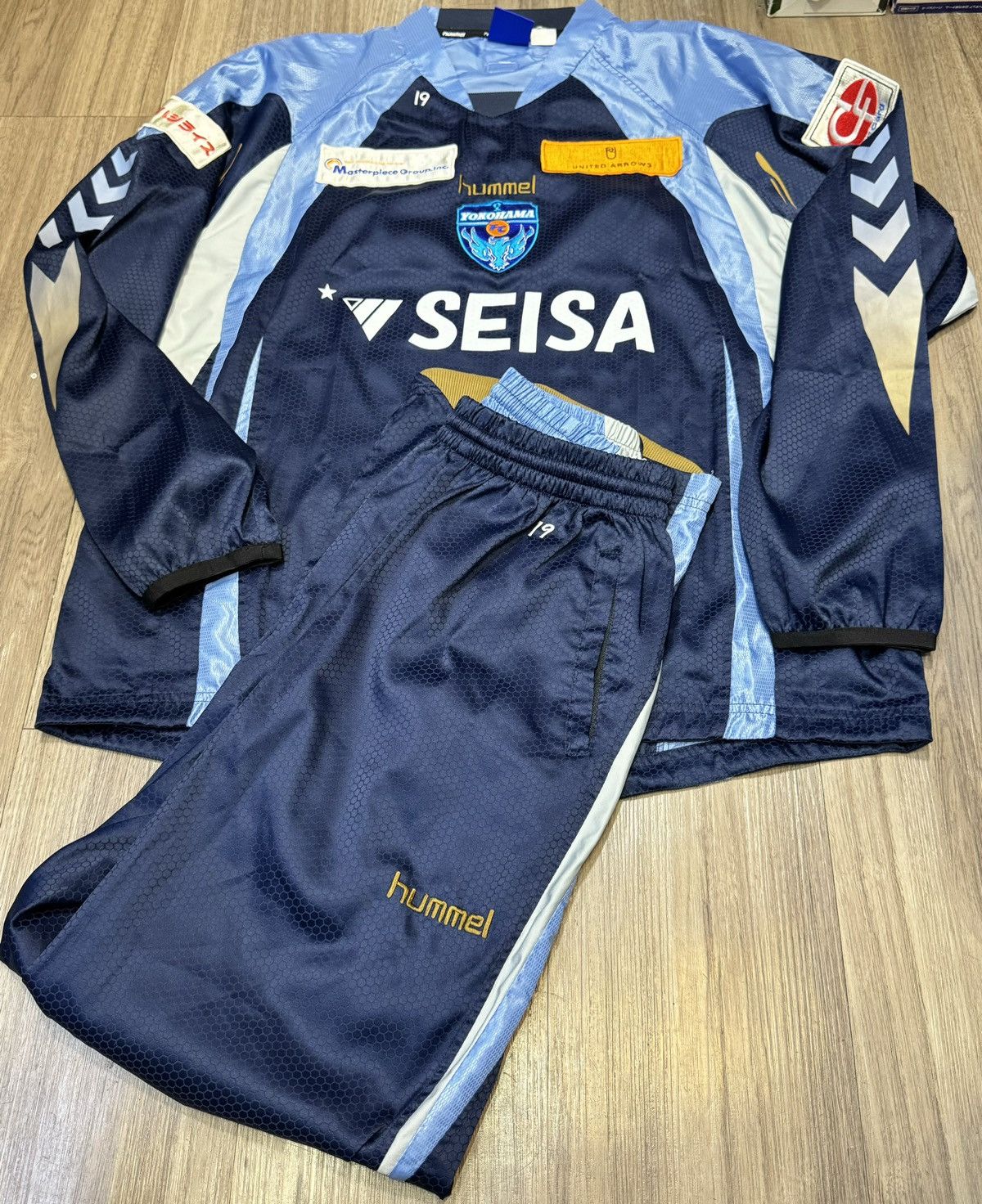 Hummel Yokohama FC player issued/worn training set Size US L / EU 52-54 / 3 - 1 Thumbnail